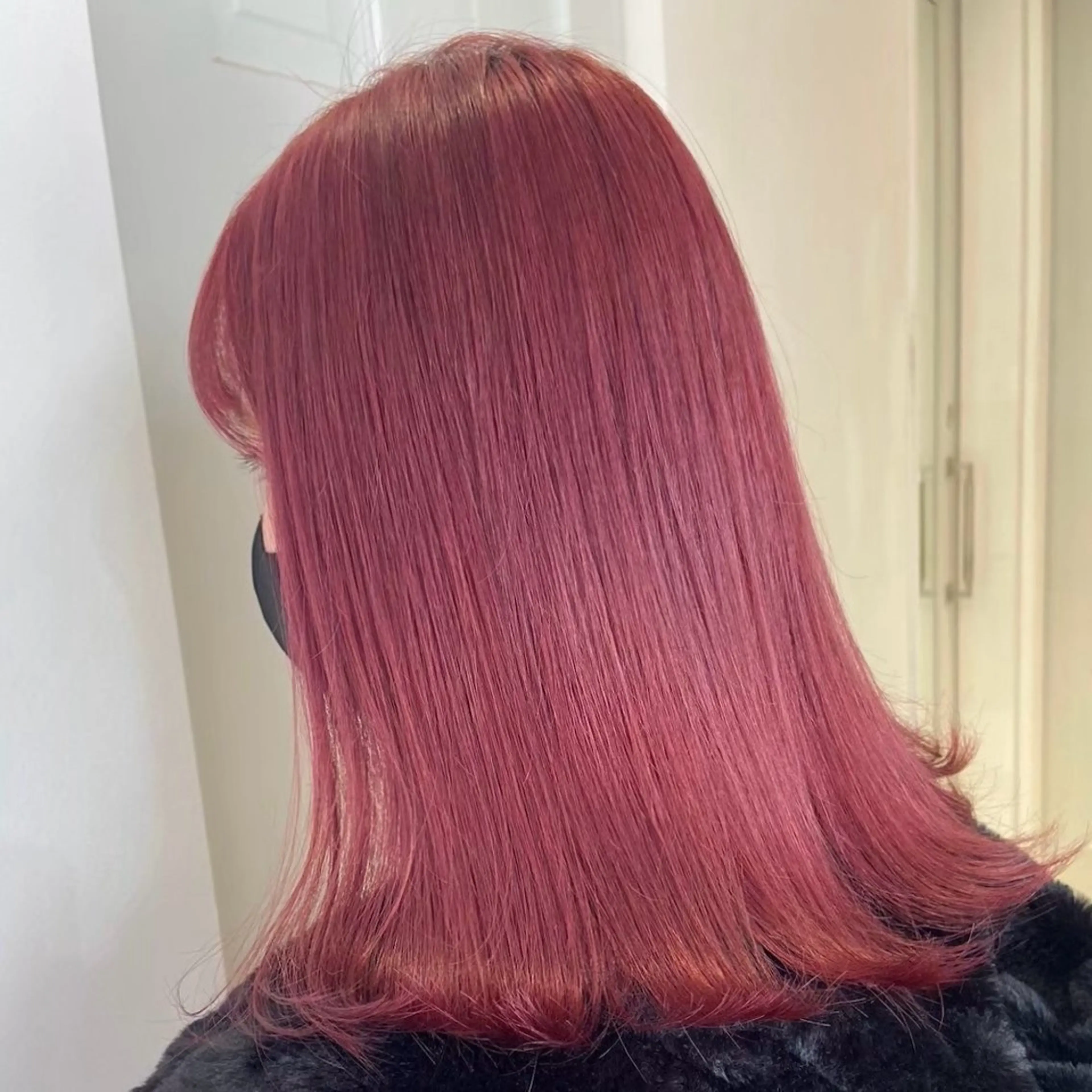 ミディアム カラー ハイトーン/ケア特化 ♥️あいみ♥️のヘアスタイル