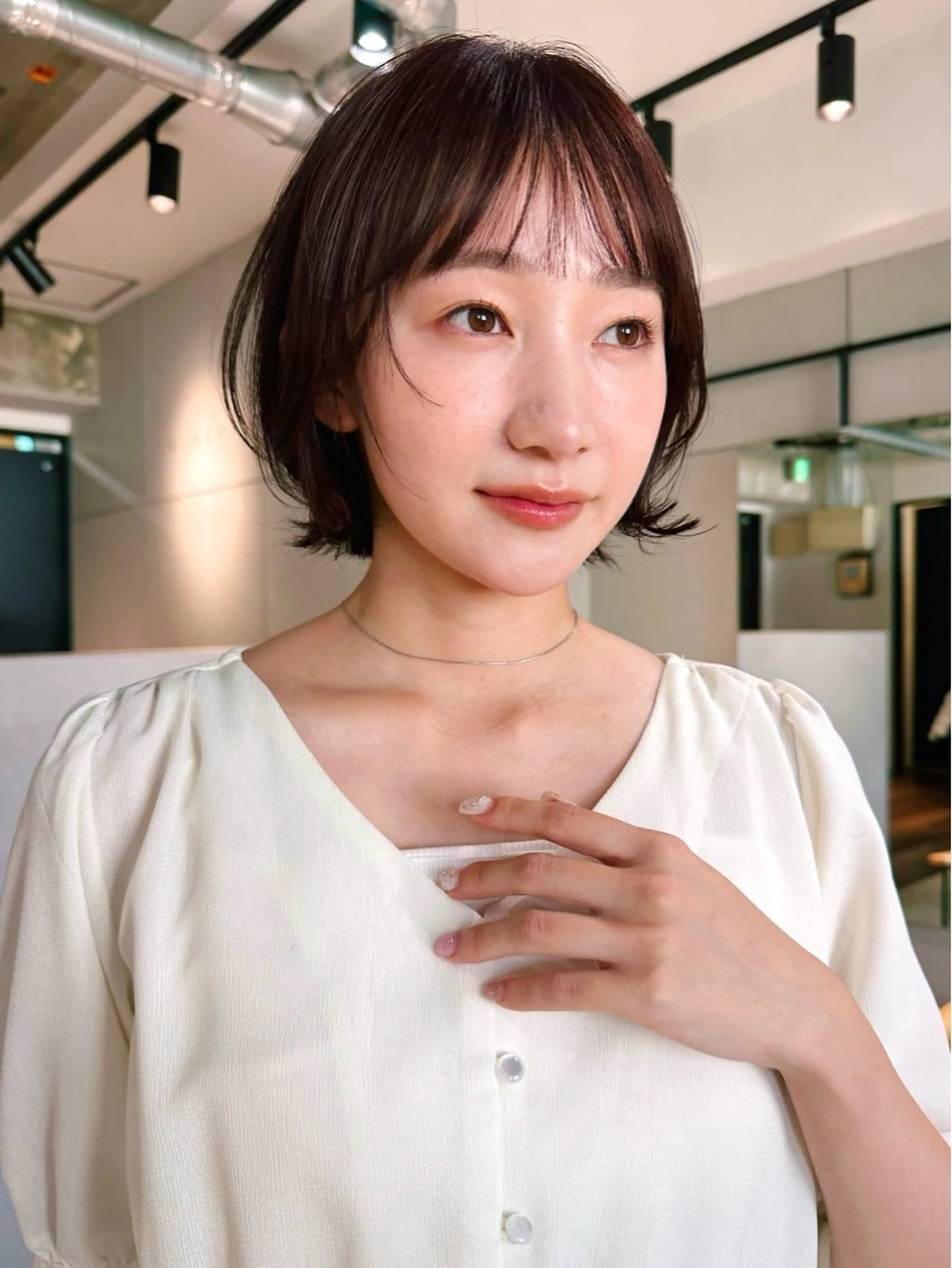 ショート カラー パーマ 🫧小顔×似合わせ× 透明感カラー🫧のヘアスタイル