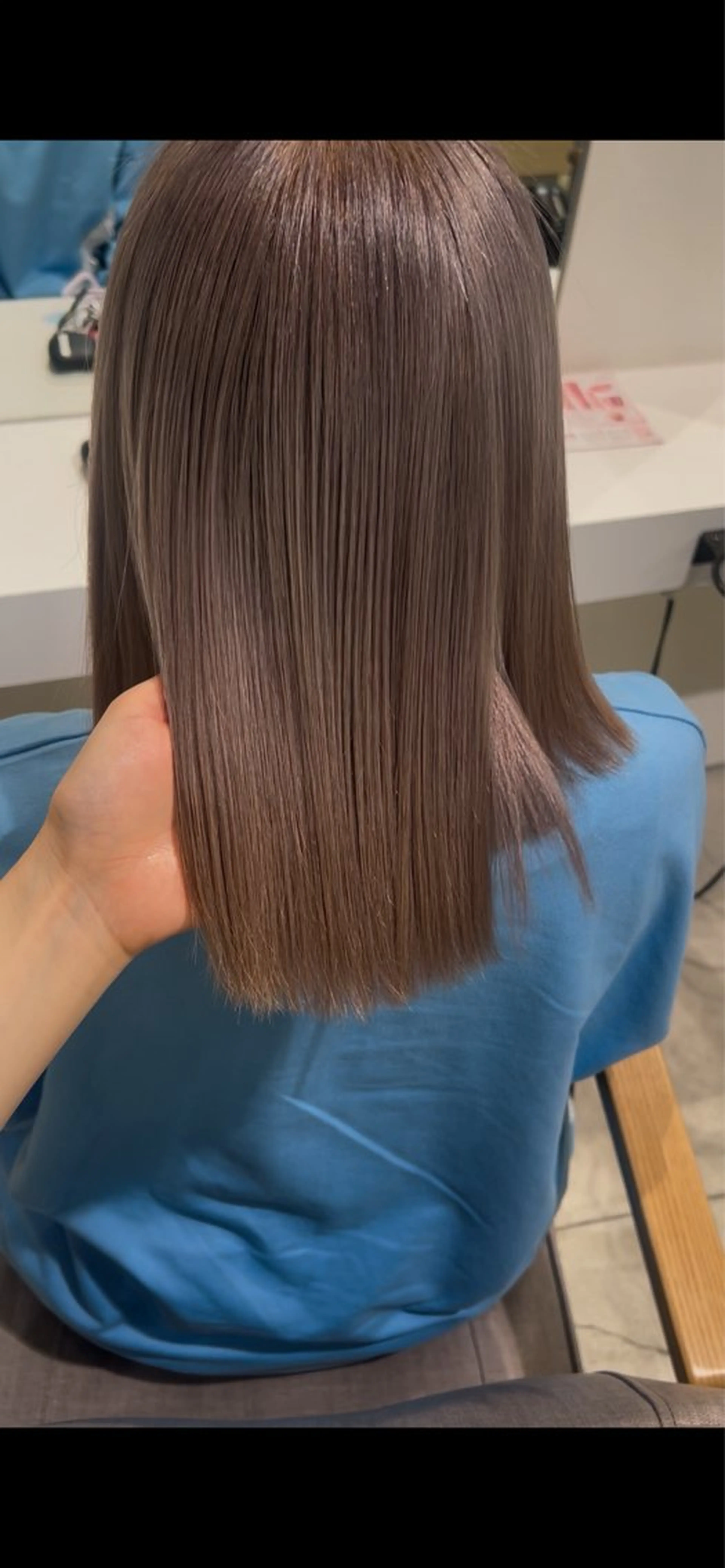 ミディアム カラー ベージュカラー ブリーチ ミルクティーベージュ 結衣/ 無料カットモデル🎀のヘアスタイル