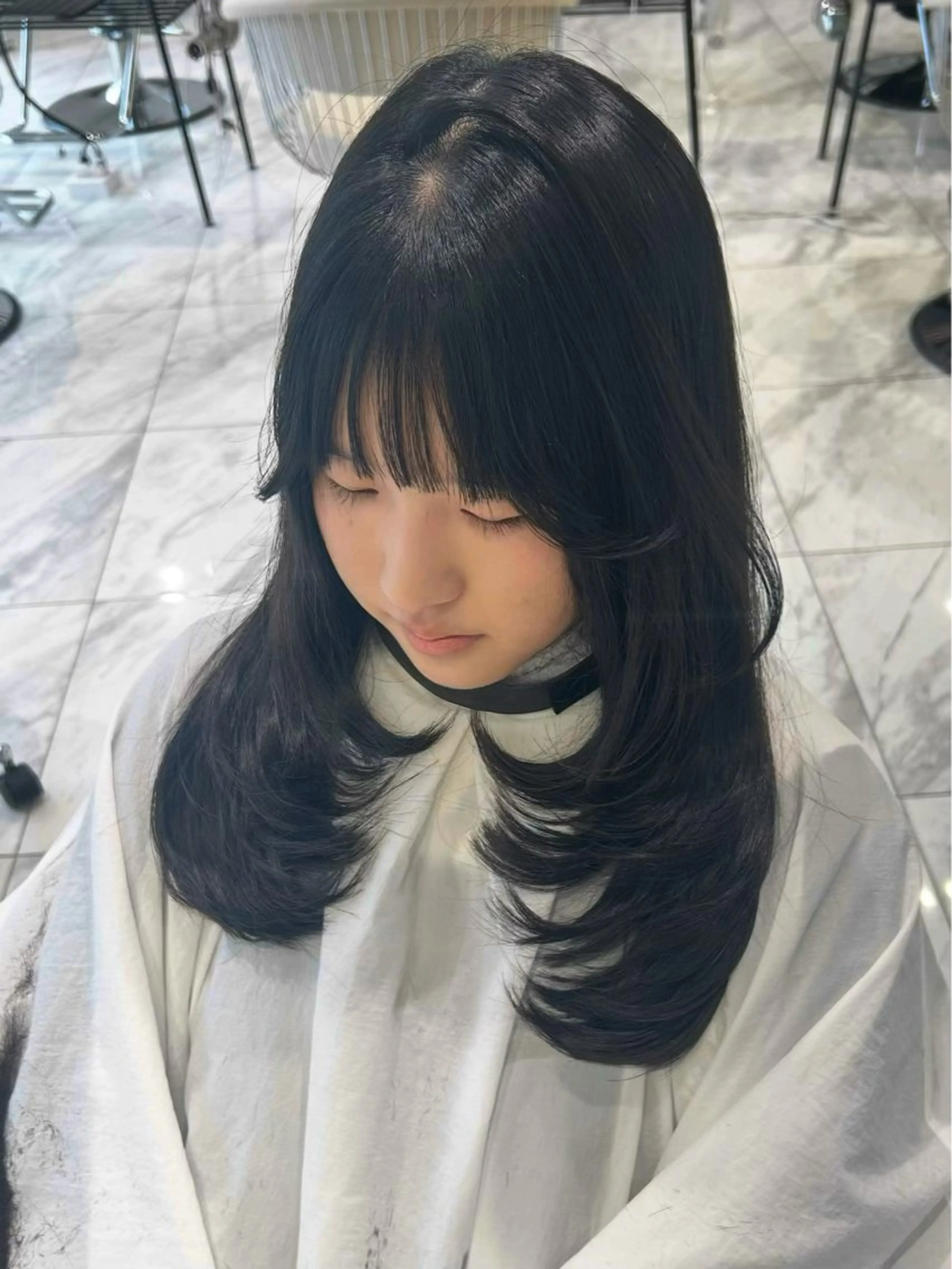 ロング レイヤー／マツエク 💋𝑨𝑵𝑵𝑨のヘアスタイル