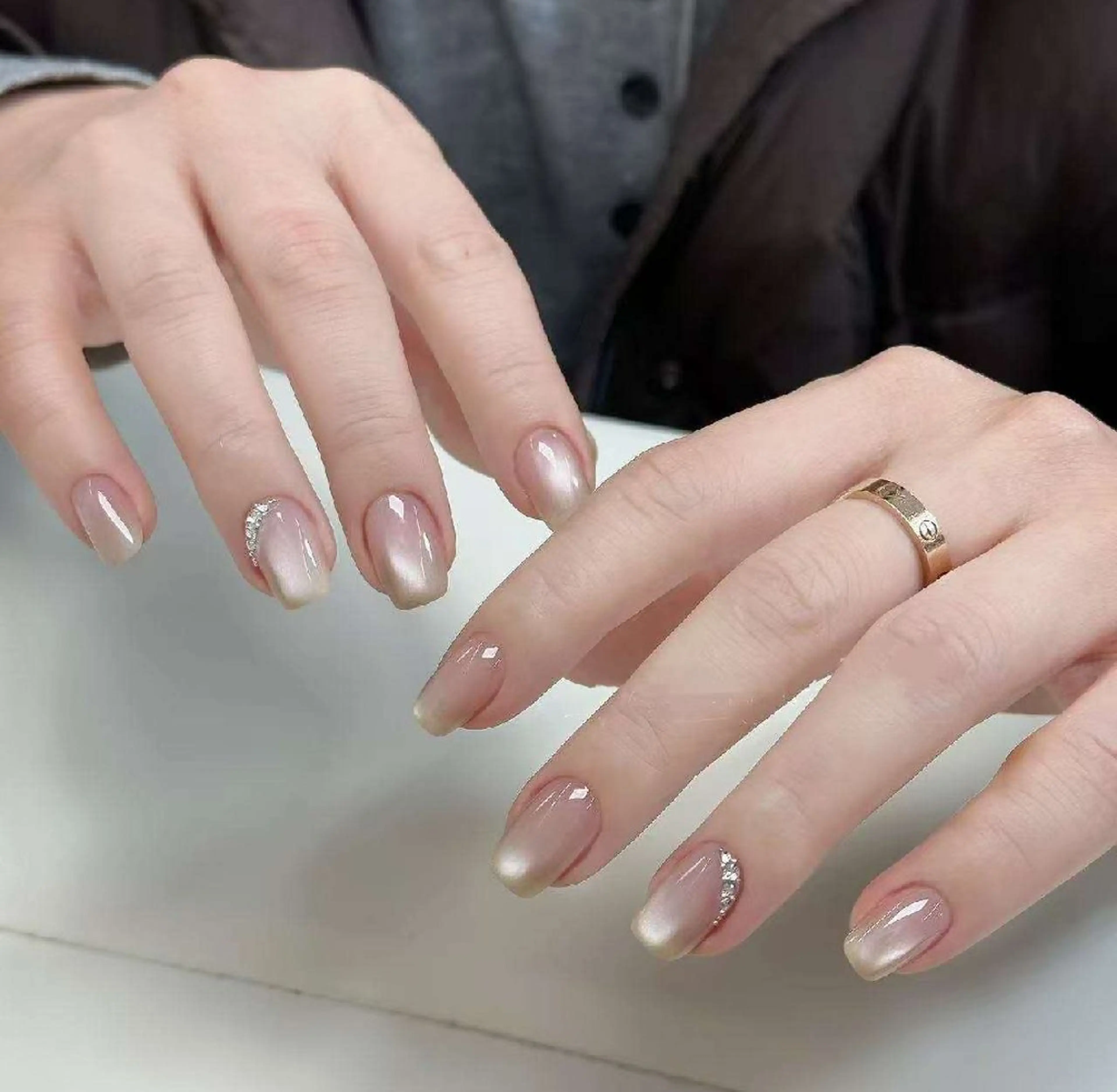 ネイル オーロラネイル フラワーネイル フットネイル フレンチネイル ジェルネイル ハンドネイル Oomiya 服部のネイルデザイン