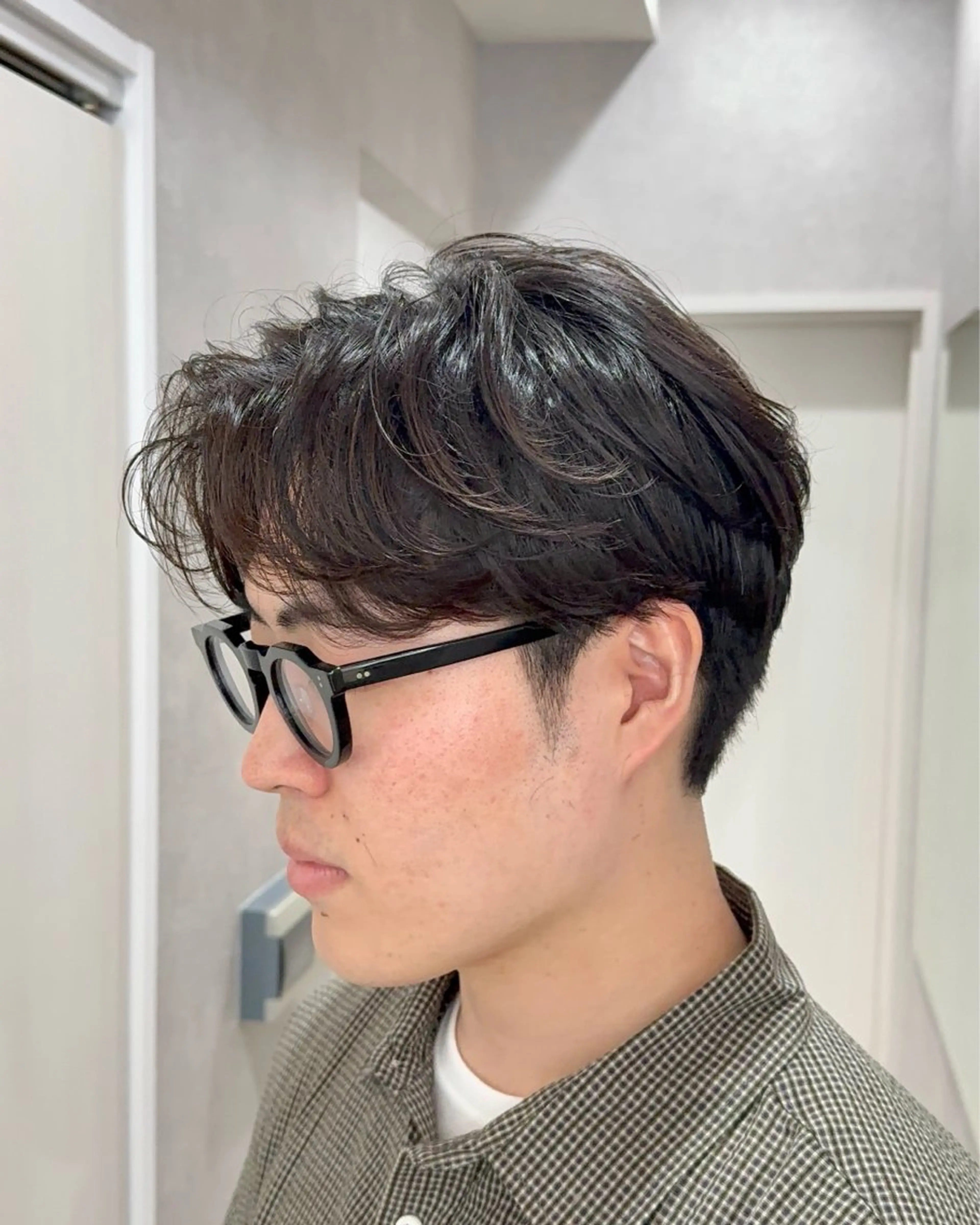 ショート パーマ メンズ カット パーマ トリートメント 【東北メンズヘア1 位受賞🥇】本間祐太のヘアスタイル