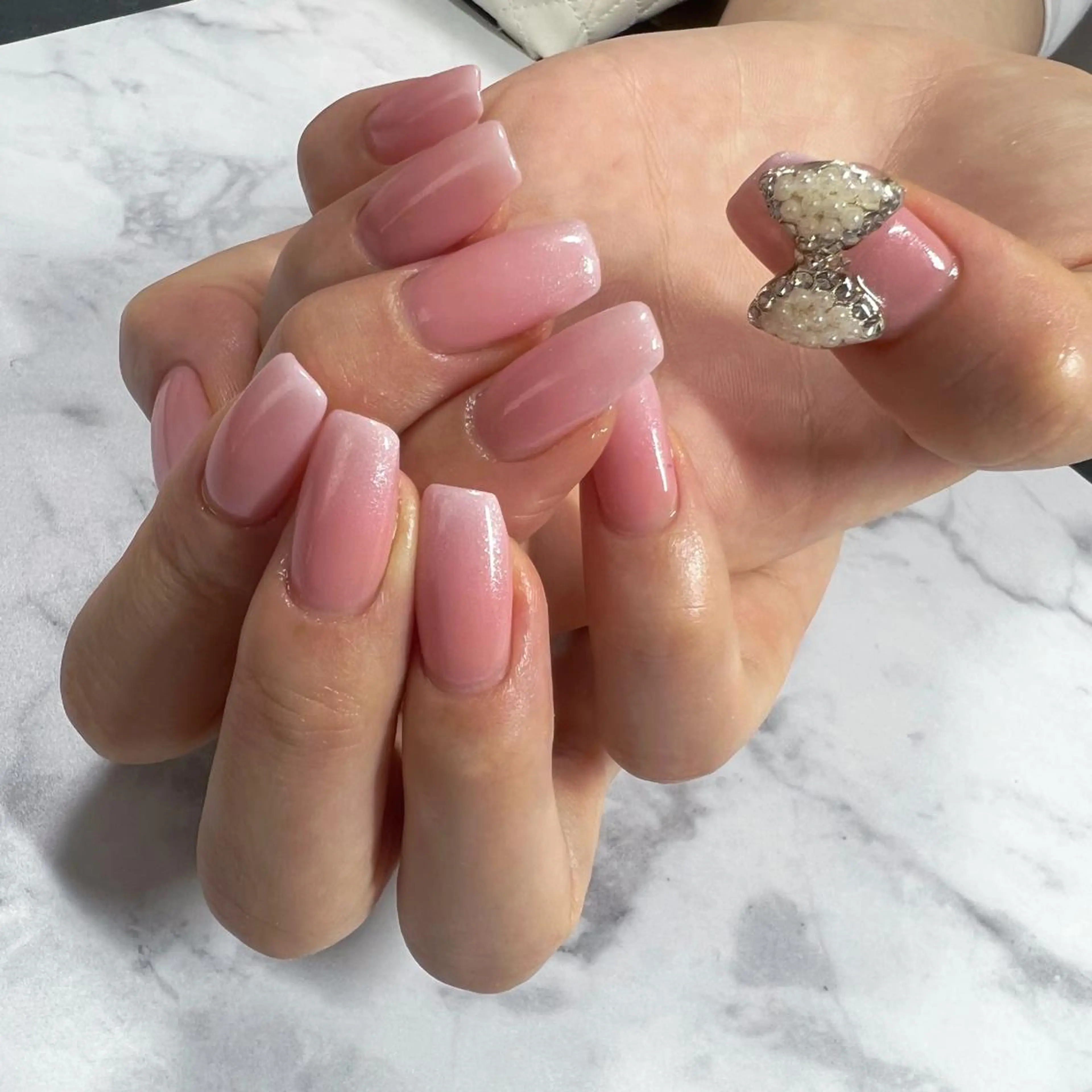 ネイル リボン nail salon Bayのネイルデザイン