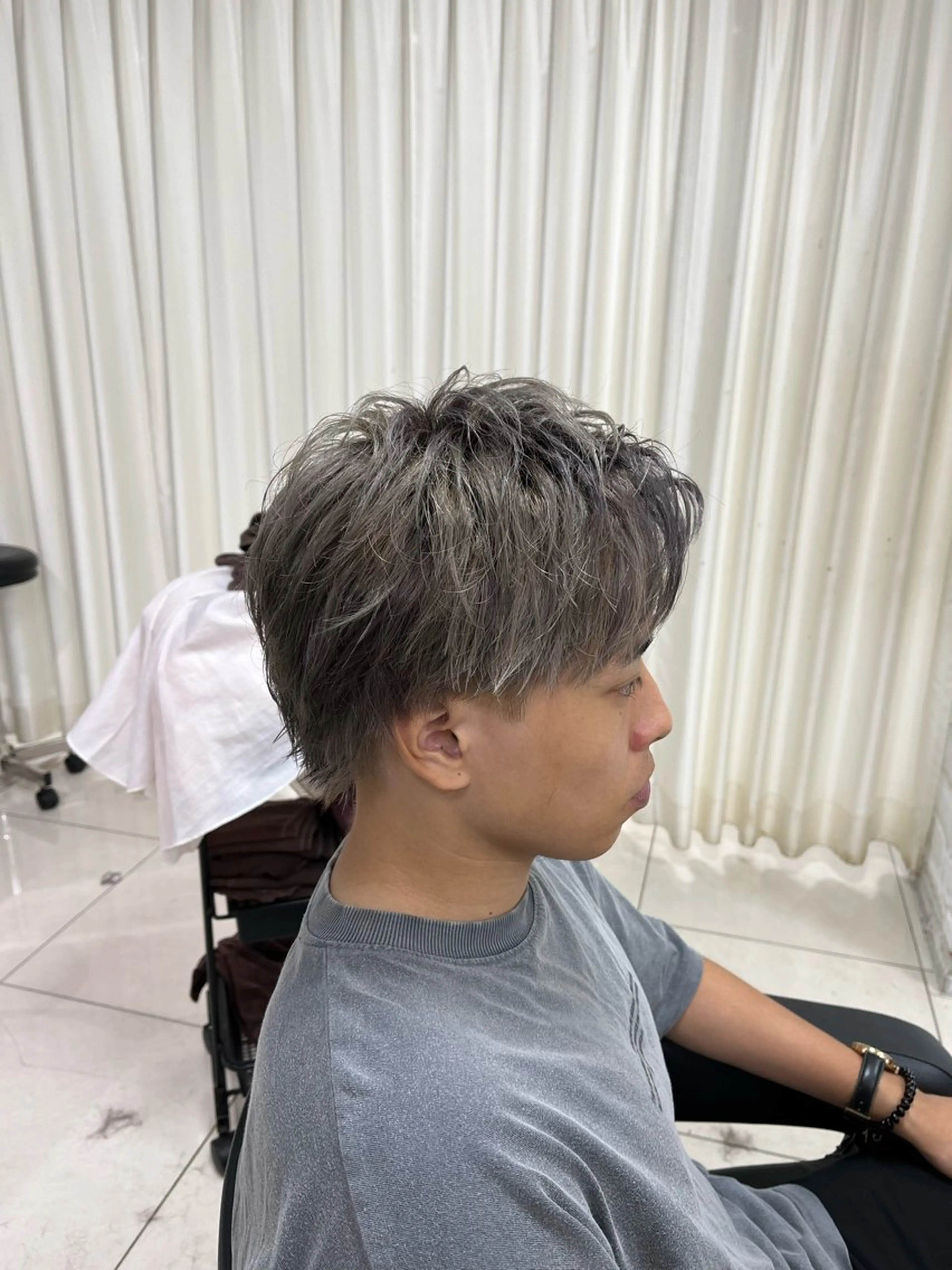 ショート 【シャドウパーマ センターパート】義心のヘアスタイル