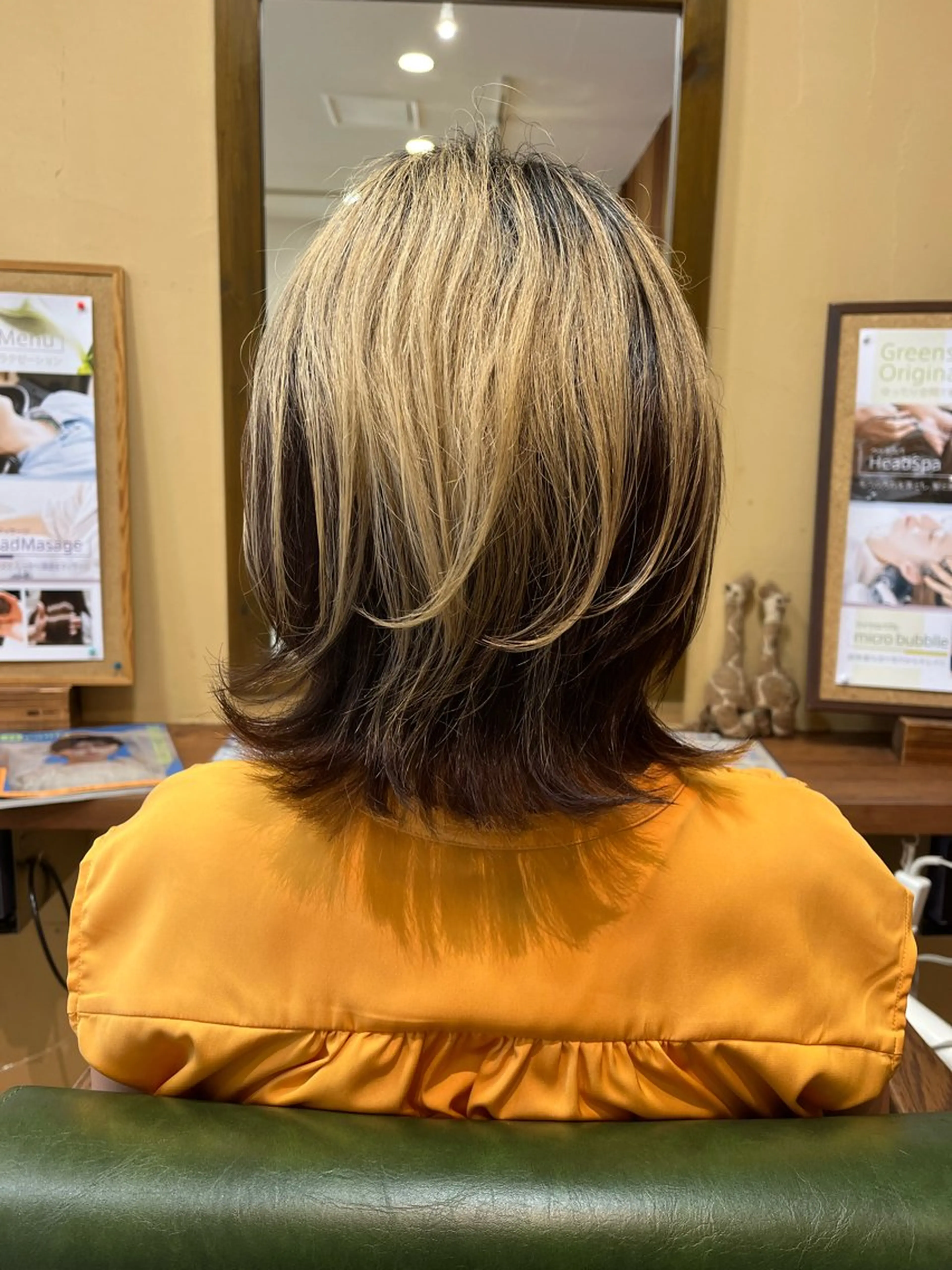 ミディアム 伸ばしかけ 外ハネヘア ウルフカット Greens Yokoのヘアスタイル