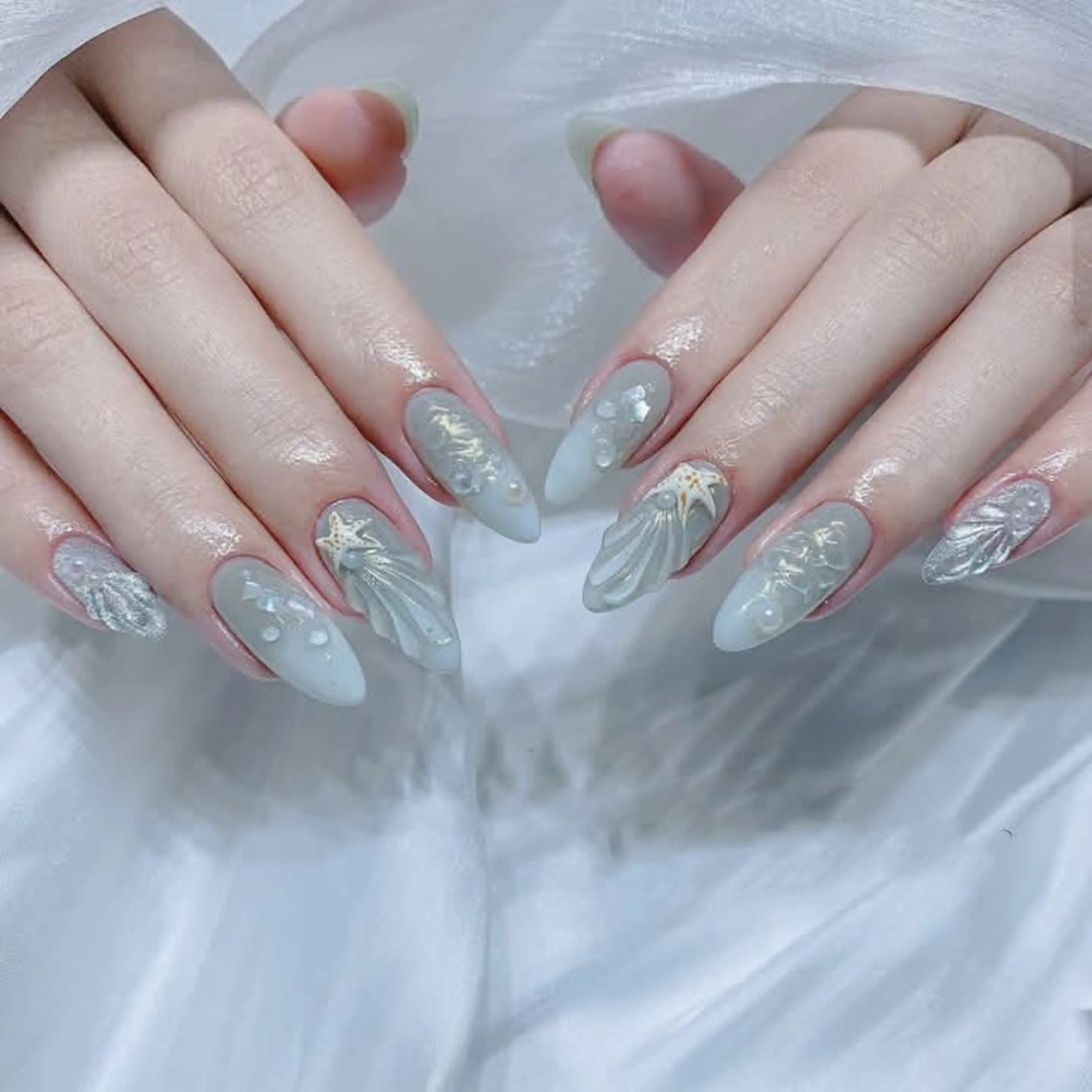 ネイル 長さ出し ネイルチップ ヒナネイルサロン所属・Hina ネイルサロンのネイルデザイン