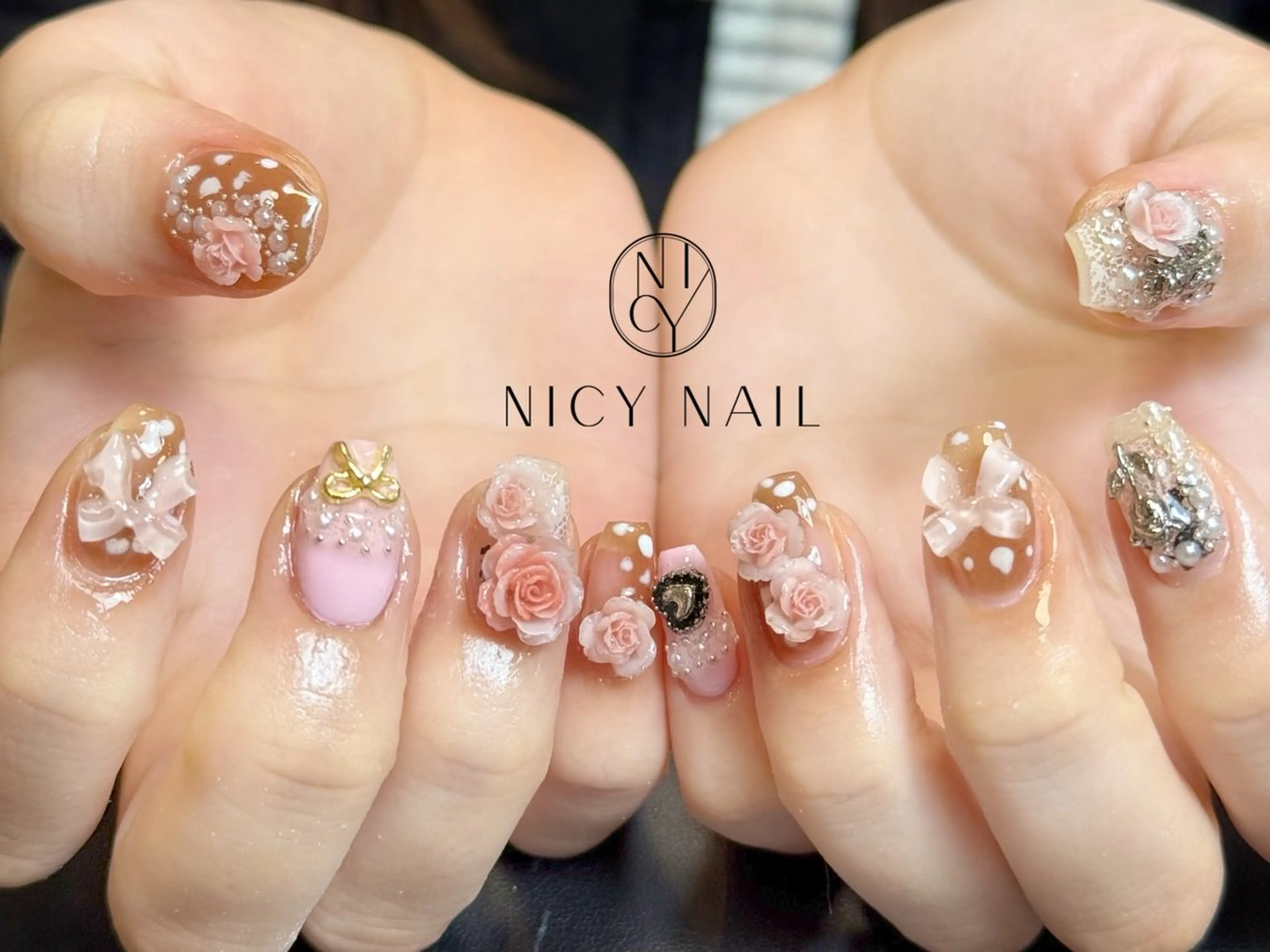 ネイル アートネイル オーロラネイル ブルー チークネイル フットネイル ハンドネイル Yurin_NICY 池袋のネイルデザイン