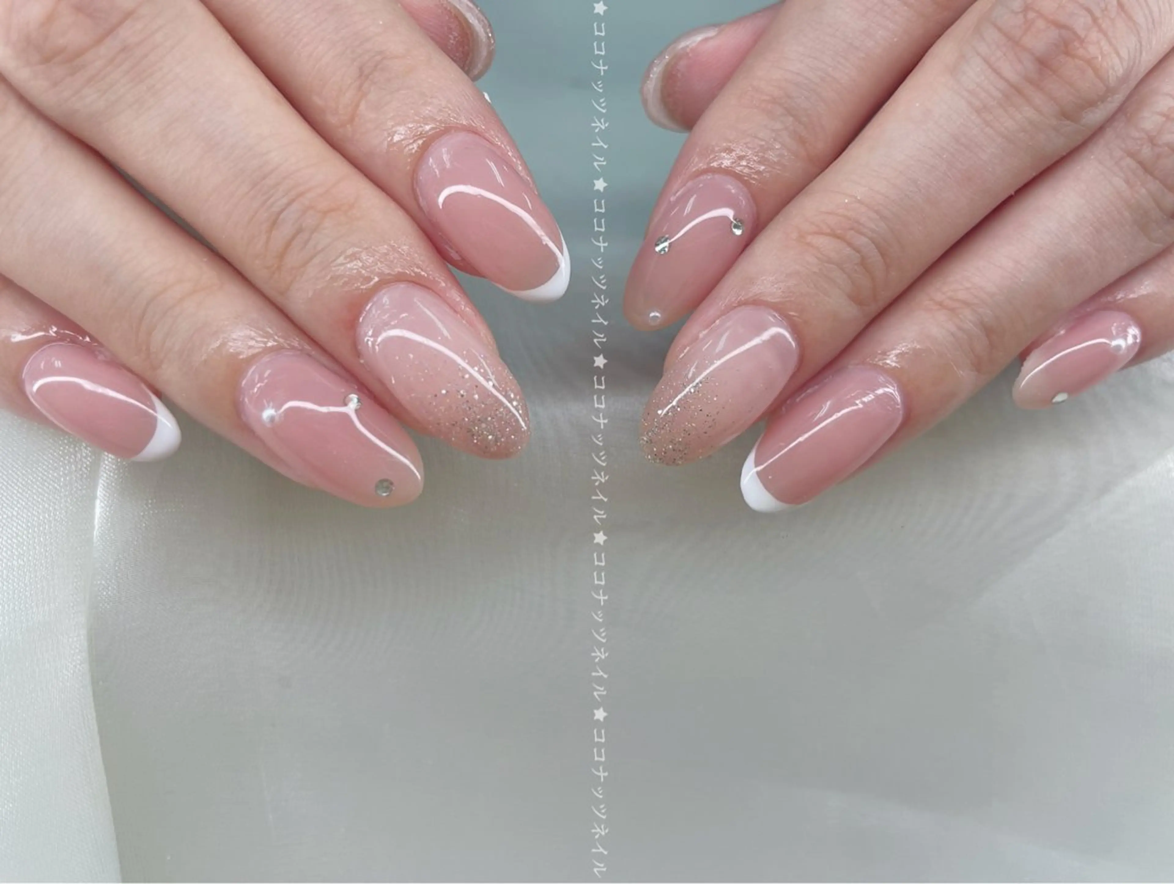 ネイル べっ甲ネイル フレンチネイル キラキラネイル マグネットネイル 大理石ネイル(マーブル) ハンドネイル 神田 ココナッツのネイルデザイン