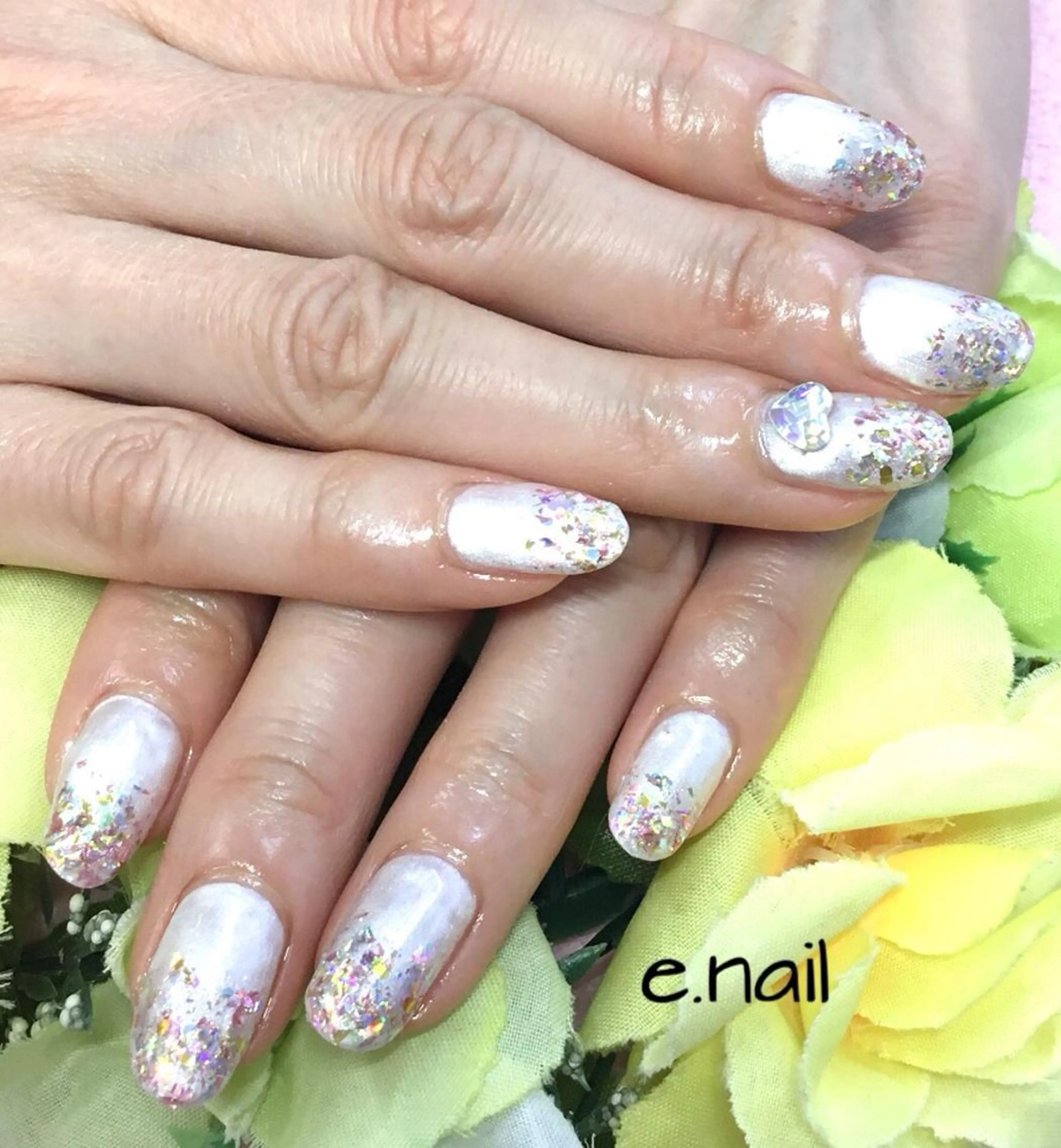 ネイル e.nail所属・和賀井 恵理のネイルデザイン