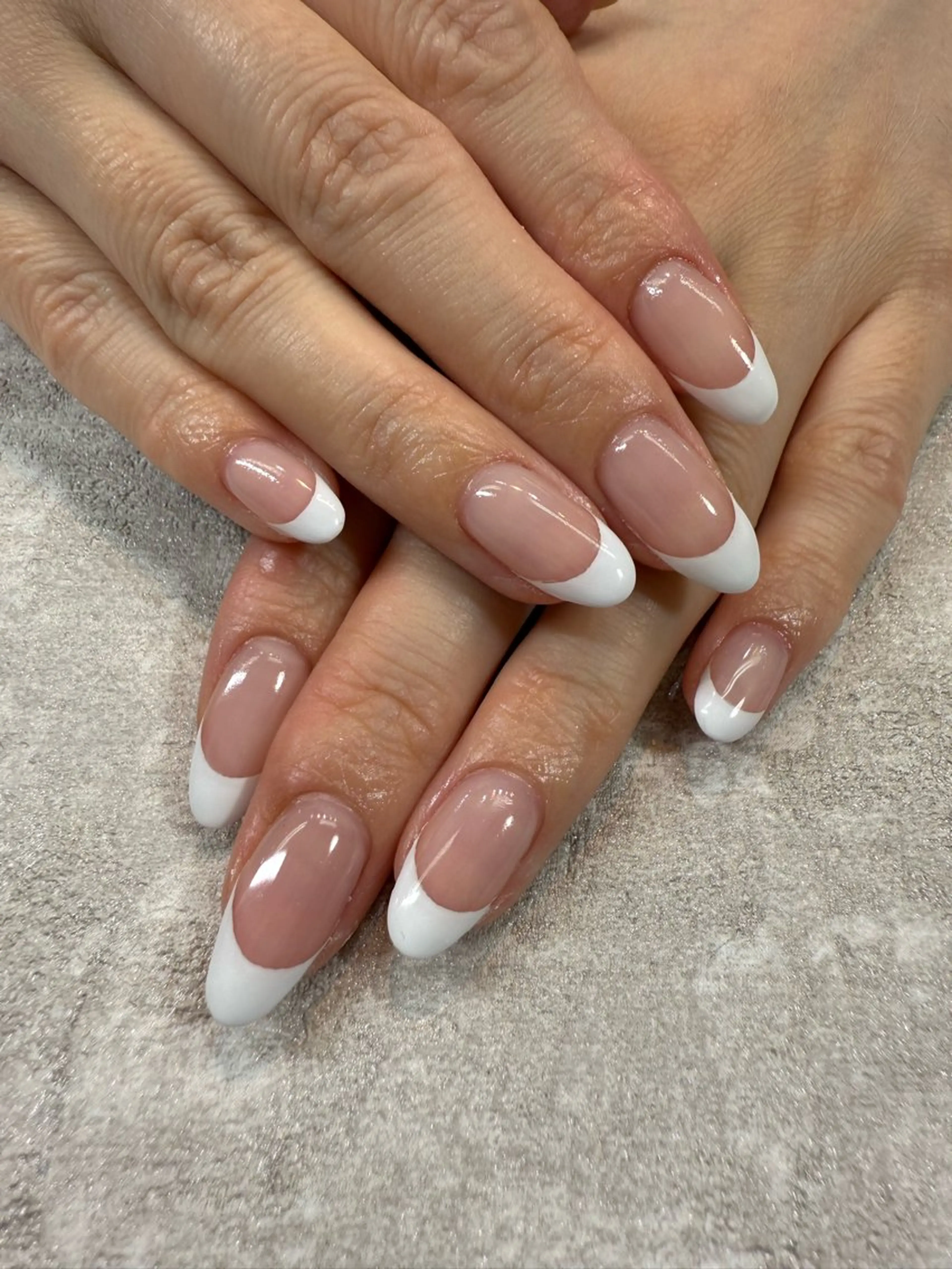 ネイル フレンチネイル 小野里 七海のネイルデザイン