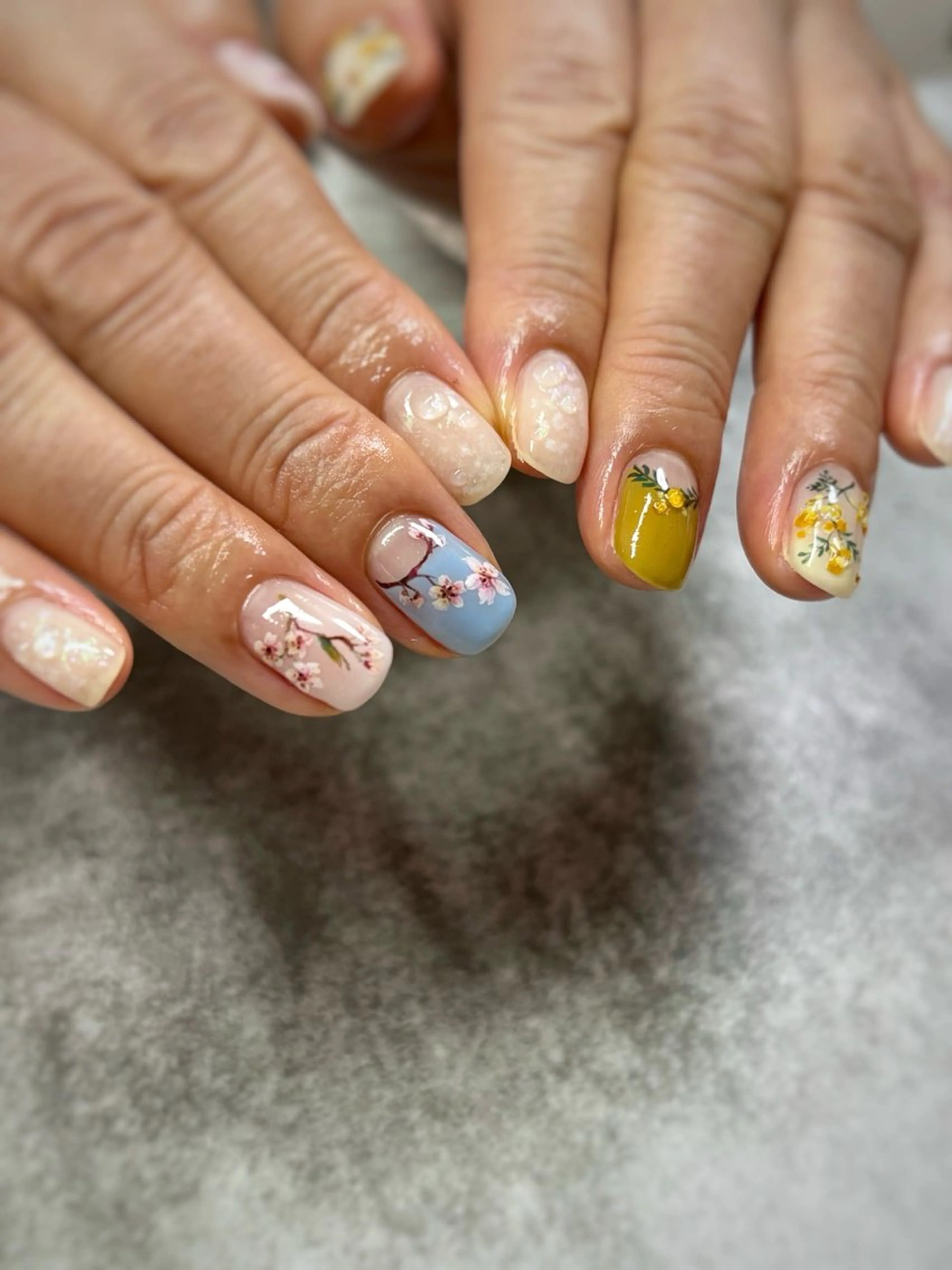 ネイル ハンドネイル FIORITURA Maikoのネイルデザイン