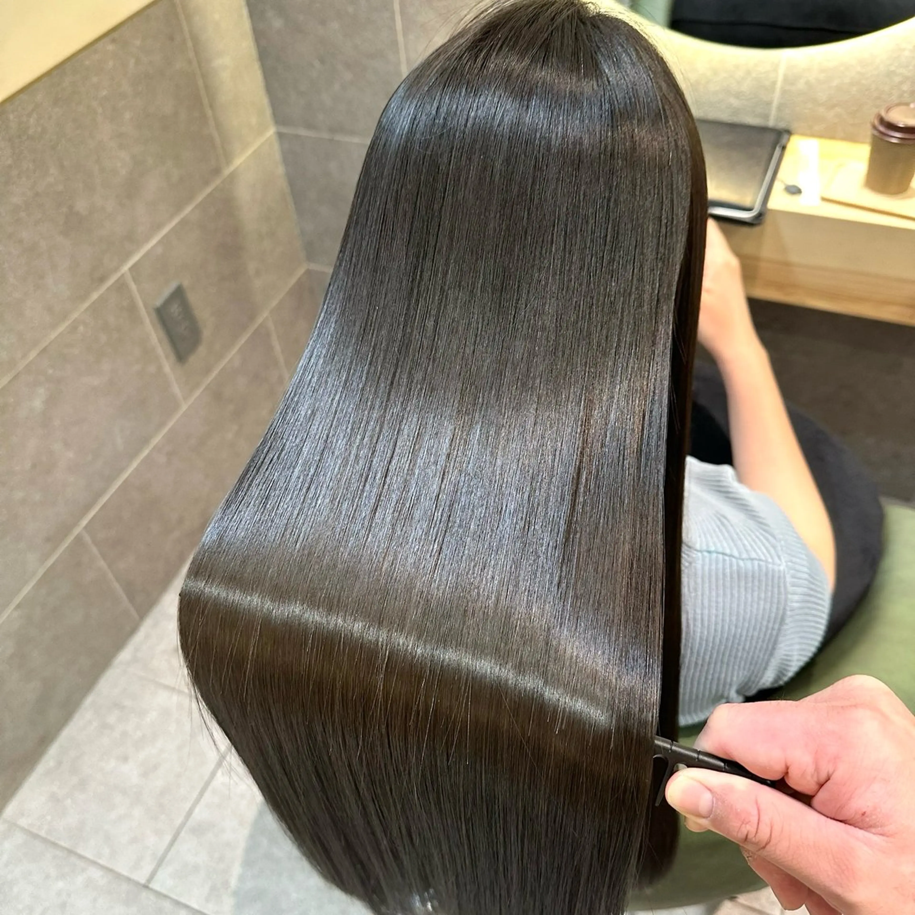 【今話題の髪ドラ。つるりんちょを使用した髪質改善カラー🌟⋆꙳】カット➕α 髪質改善トリートメント➕カラー🫧の写真