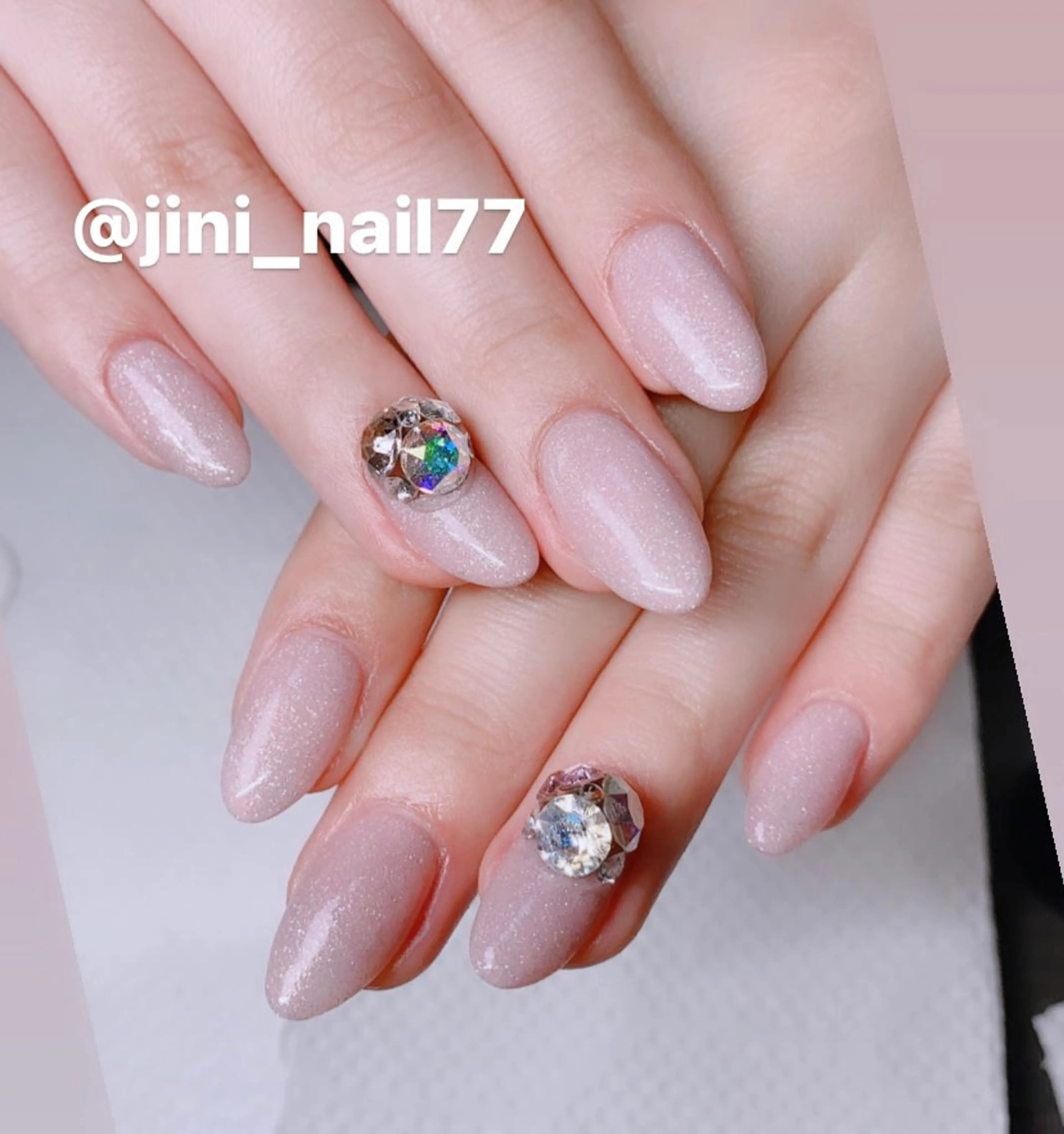 ネイル ハンドネイル JINI NAIL所属・ジニ ネイルのネイルデザイン