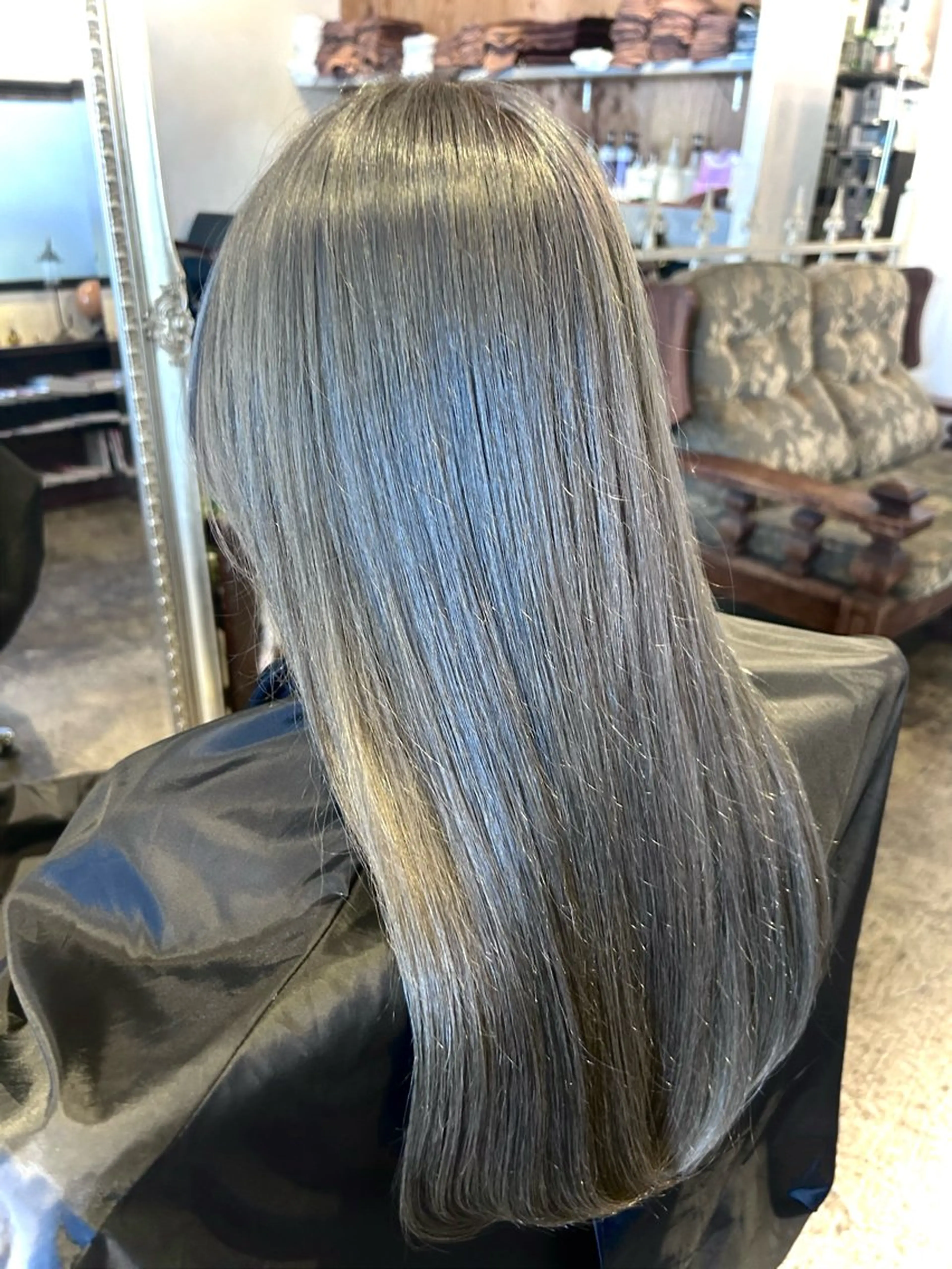 【ブリーチ&オンカラー】➕【カット➕トリートメント】🩵🩷🧡集中ケア🌞の写真