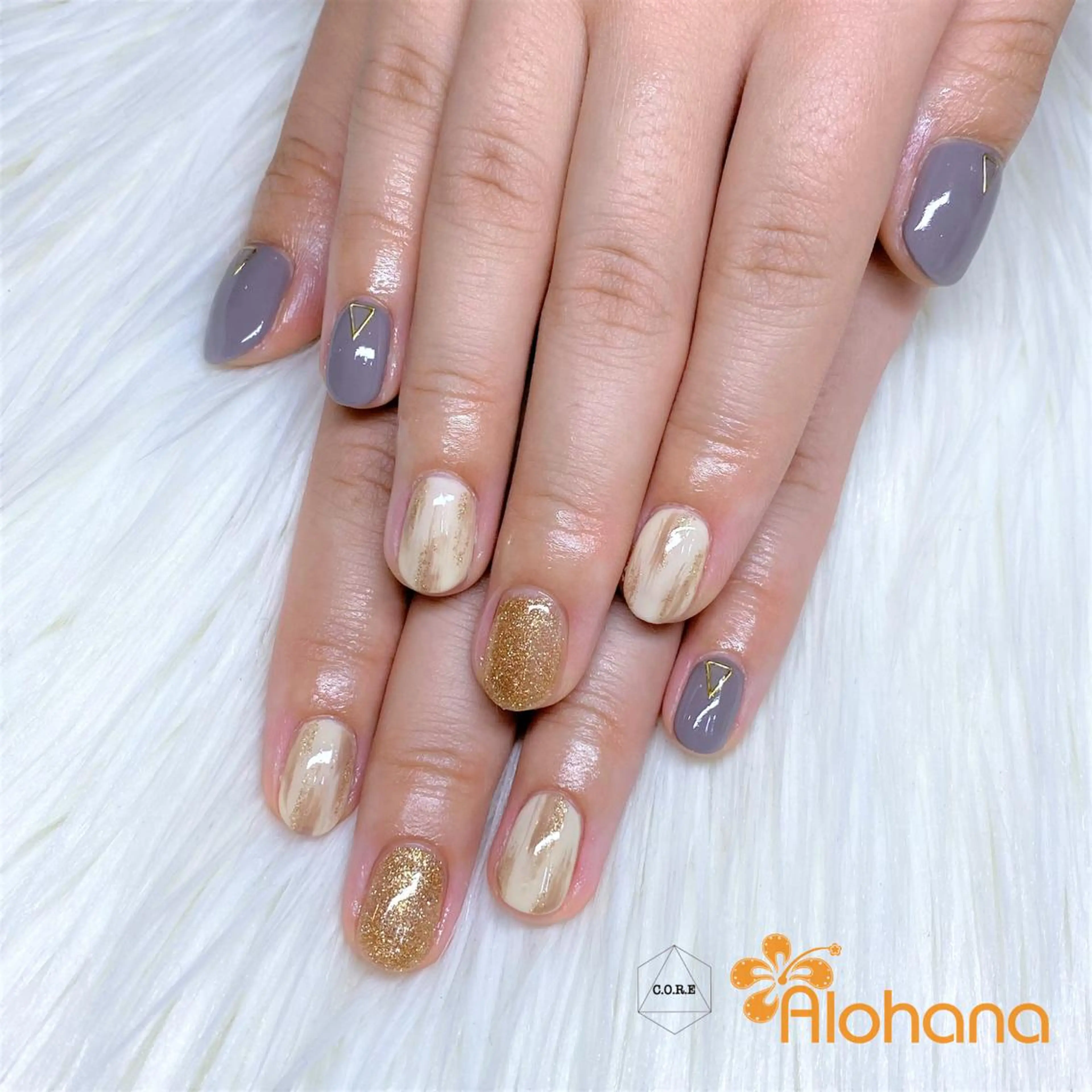 ネイル ニュアンスネイル ハンドネイル Alohana所属・Alohana Minaのネイルデザイン