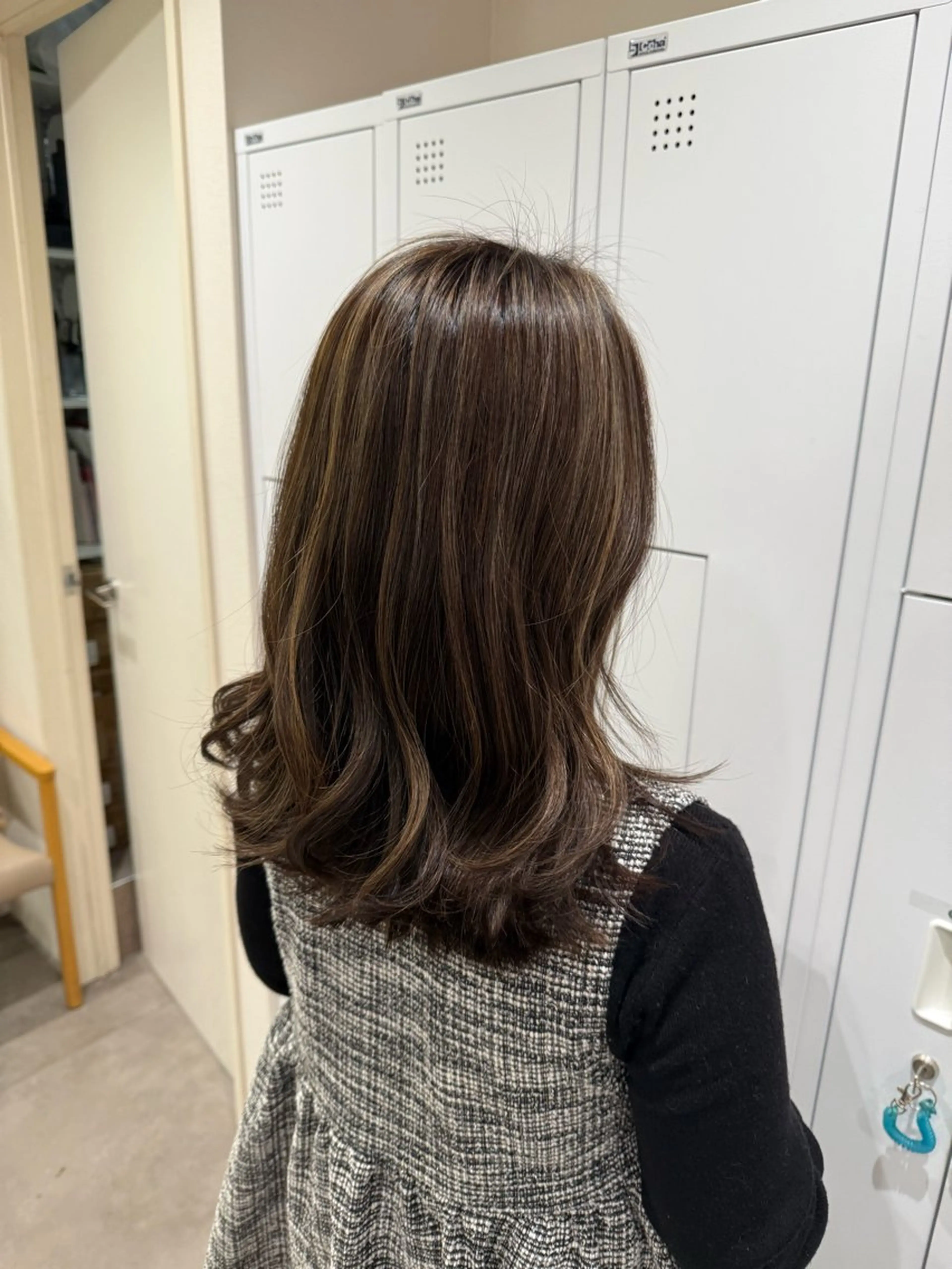 ミディアム カット ヘアカラー enn 天王寺所属・松平 拓巳のヘアスタイル