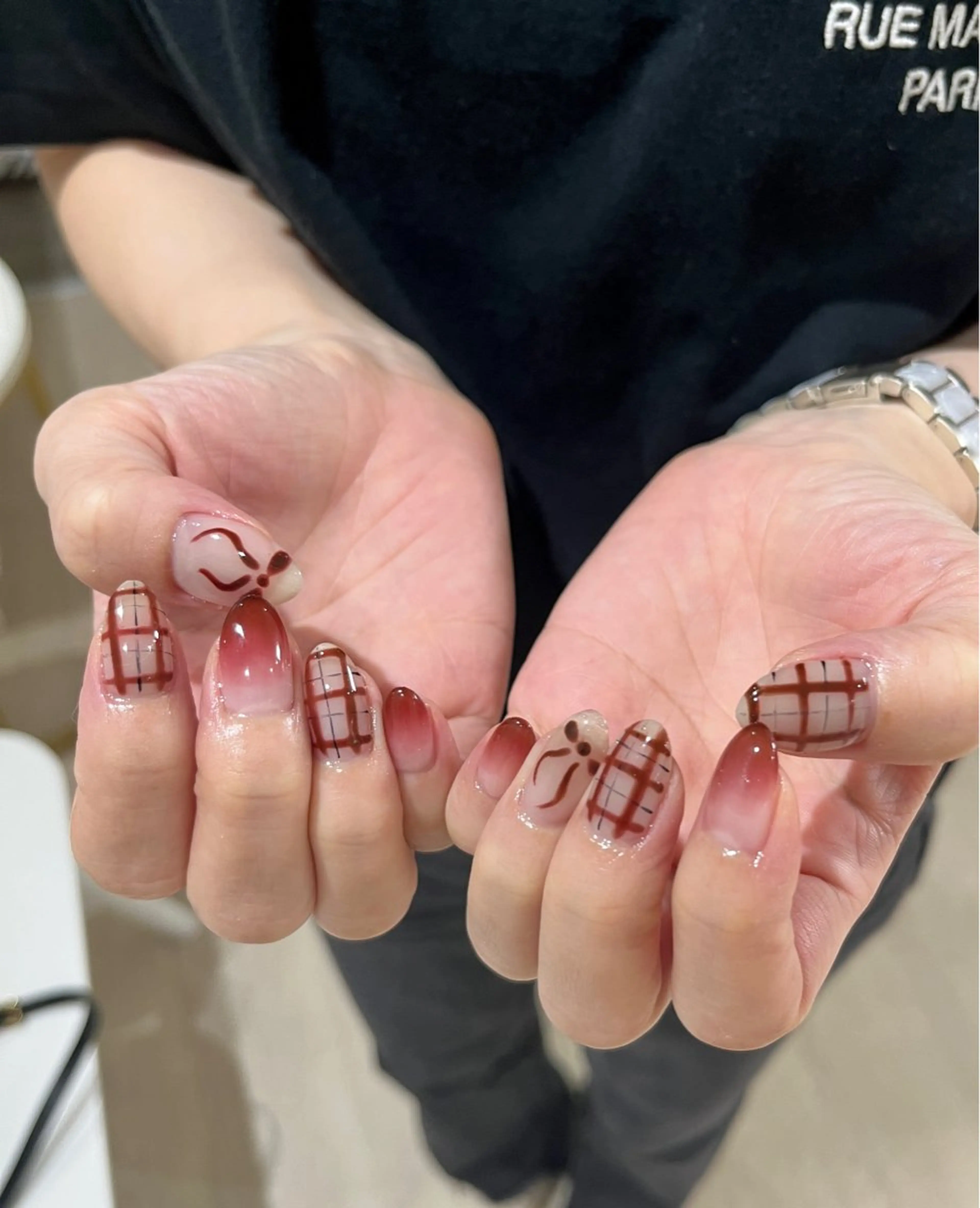 ネイル cie/42° NIJINAのネイルデザイン