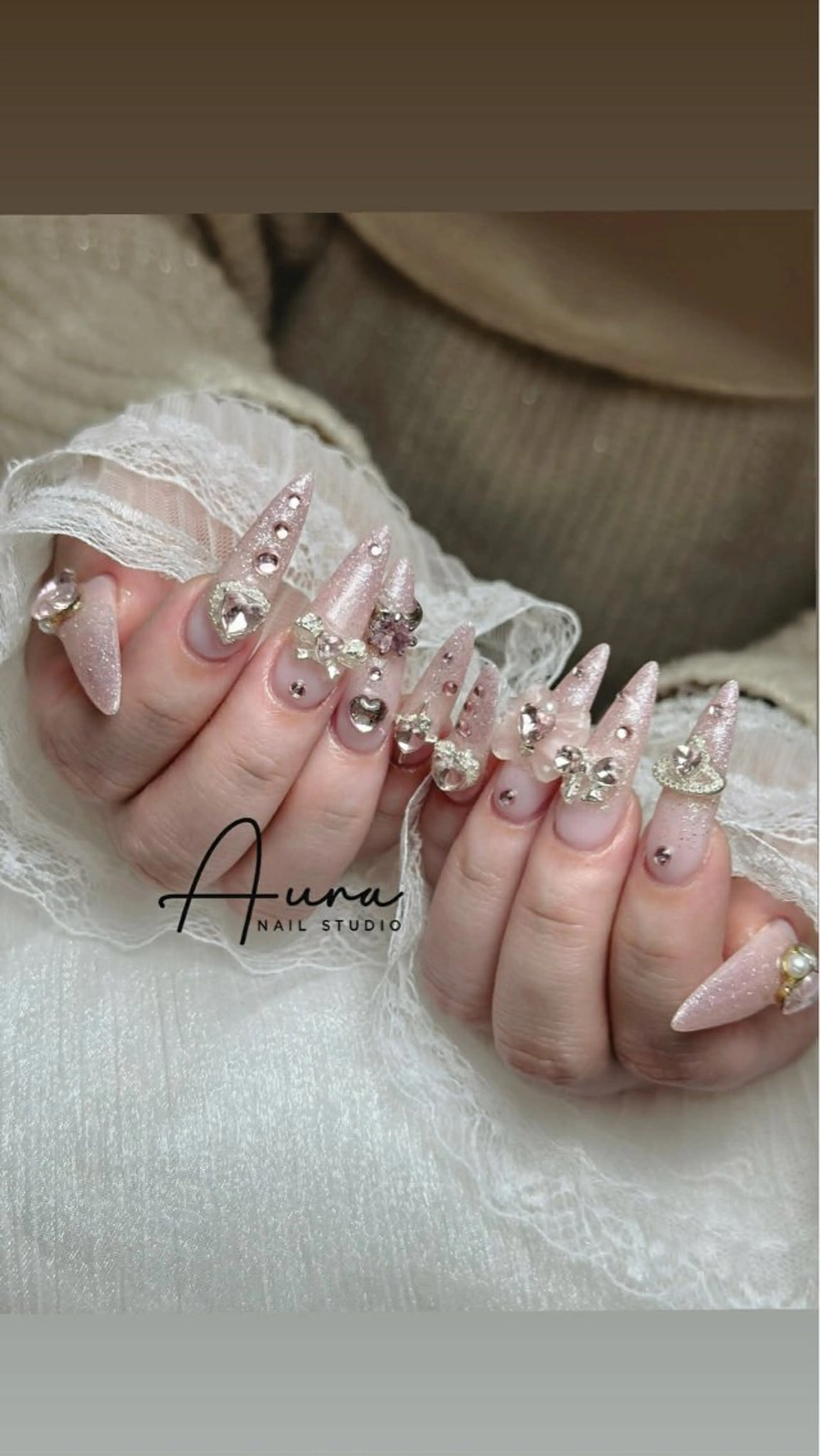 ネイル ハンドネイル Aura Nail Studioのネイルデザイン