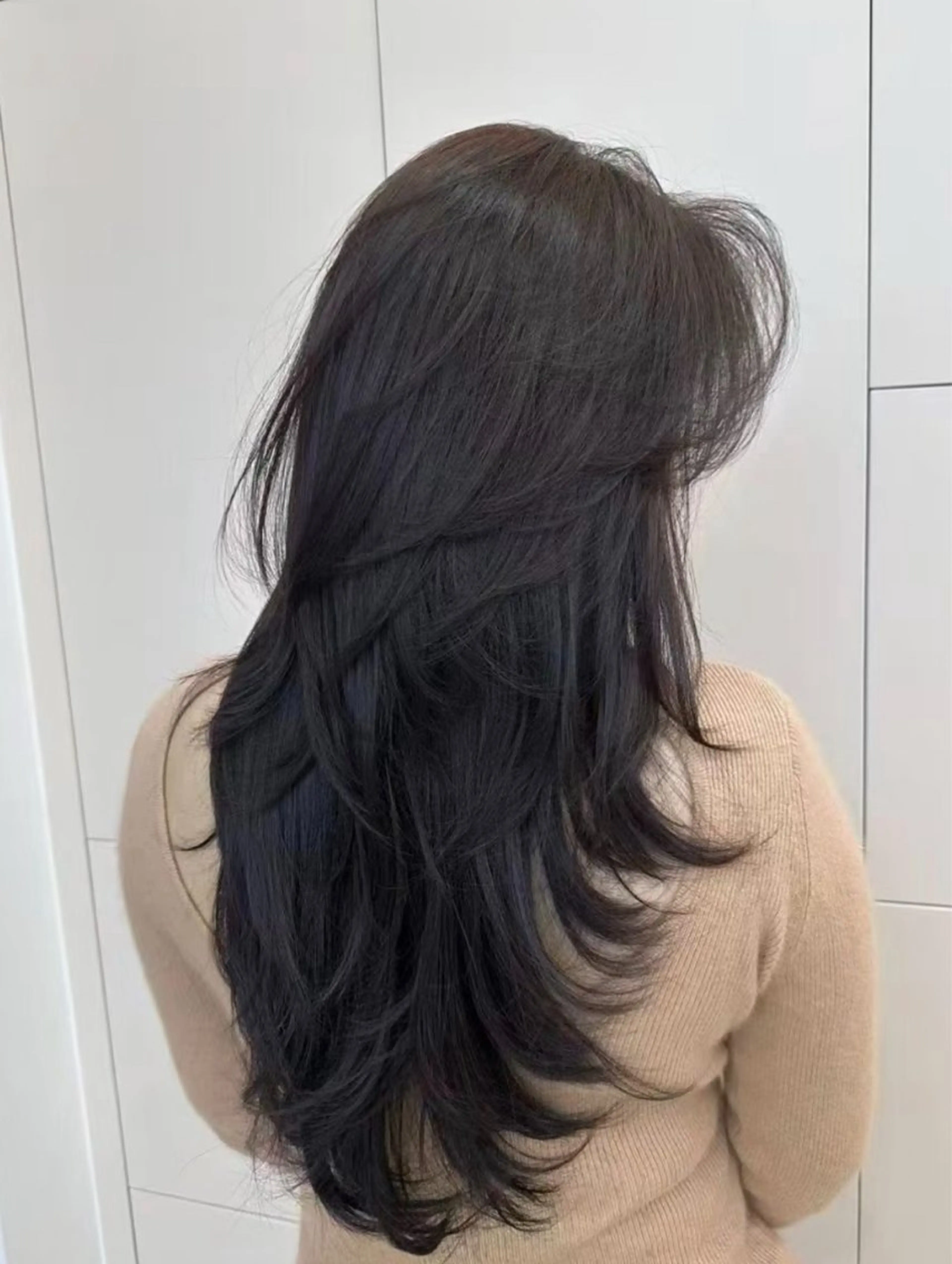 ロング カラー ブリーチ ケアカラー ブリーチなしカラー 髪質改善 韓国風ヘア カット ヘアカラー トリートメント ヘアセット ARMONY表参道店所属・韓国風レイヤーカラー ライムのヘアスタイル