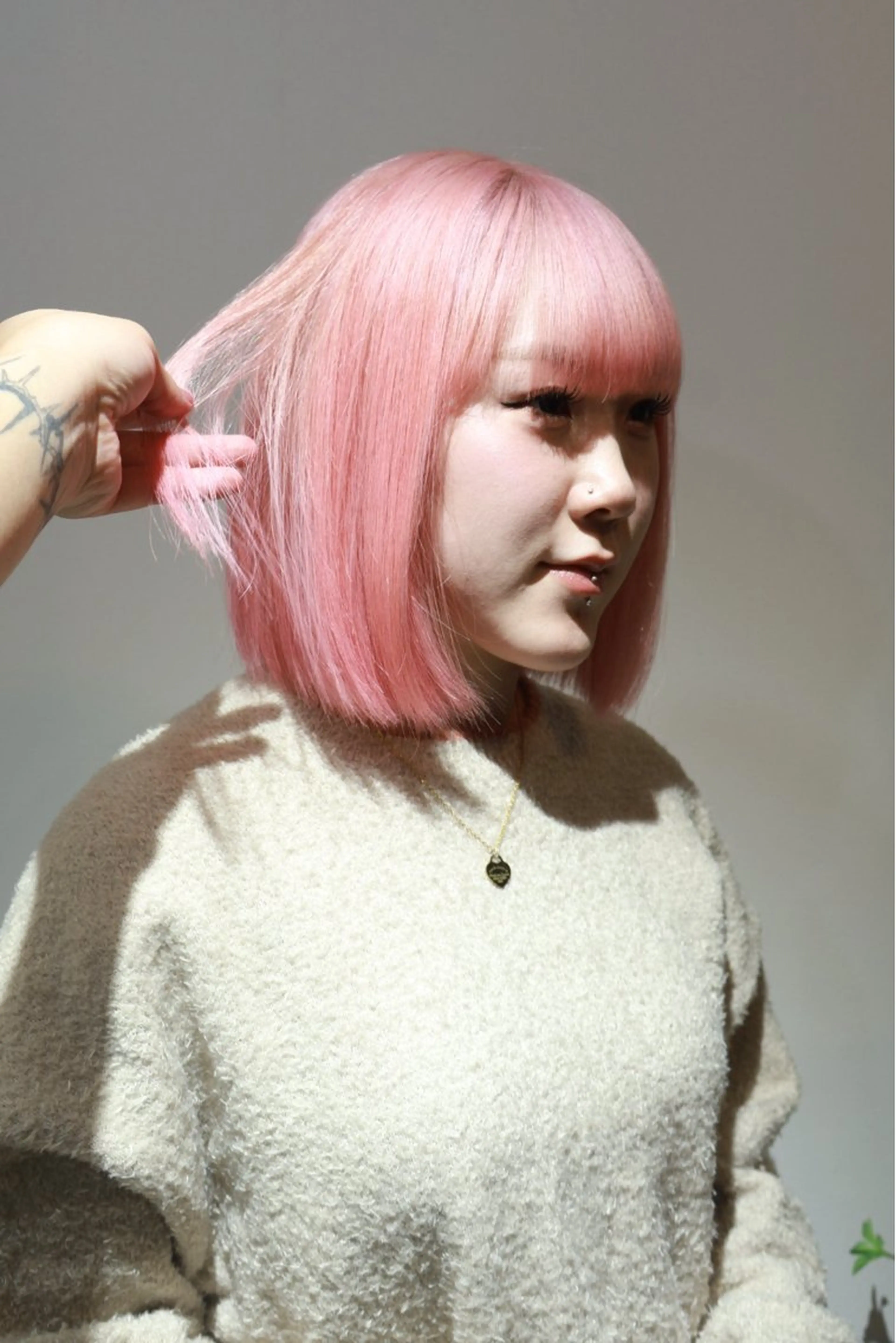 ミディアム カラー ヘアカラー ナチュラル・ハイトー ン🏆HINOKIのヘアスタイル