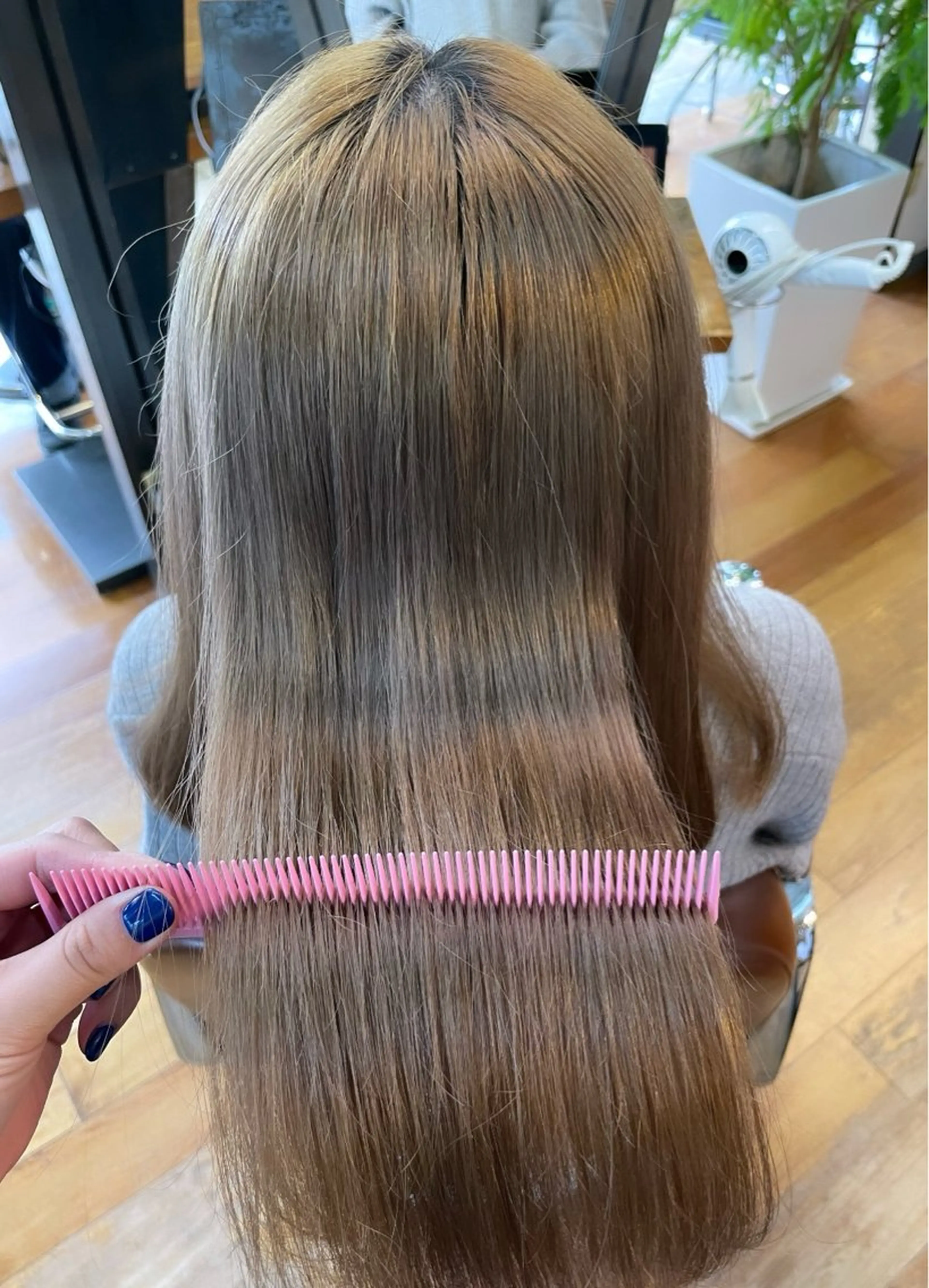 ミディアム カラー ayaka |トレンドヘアのヘアスタイル