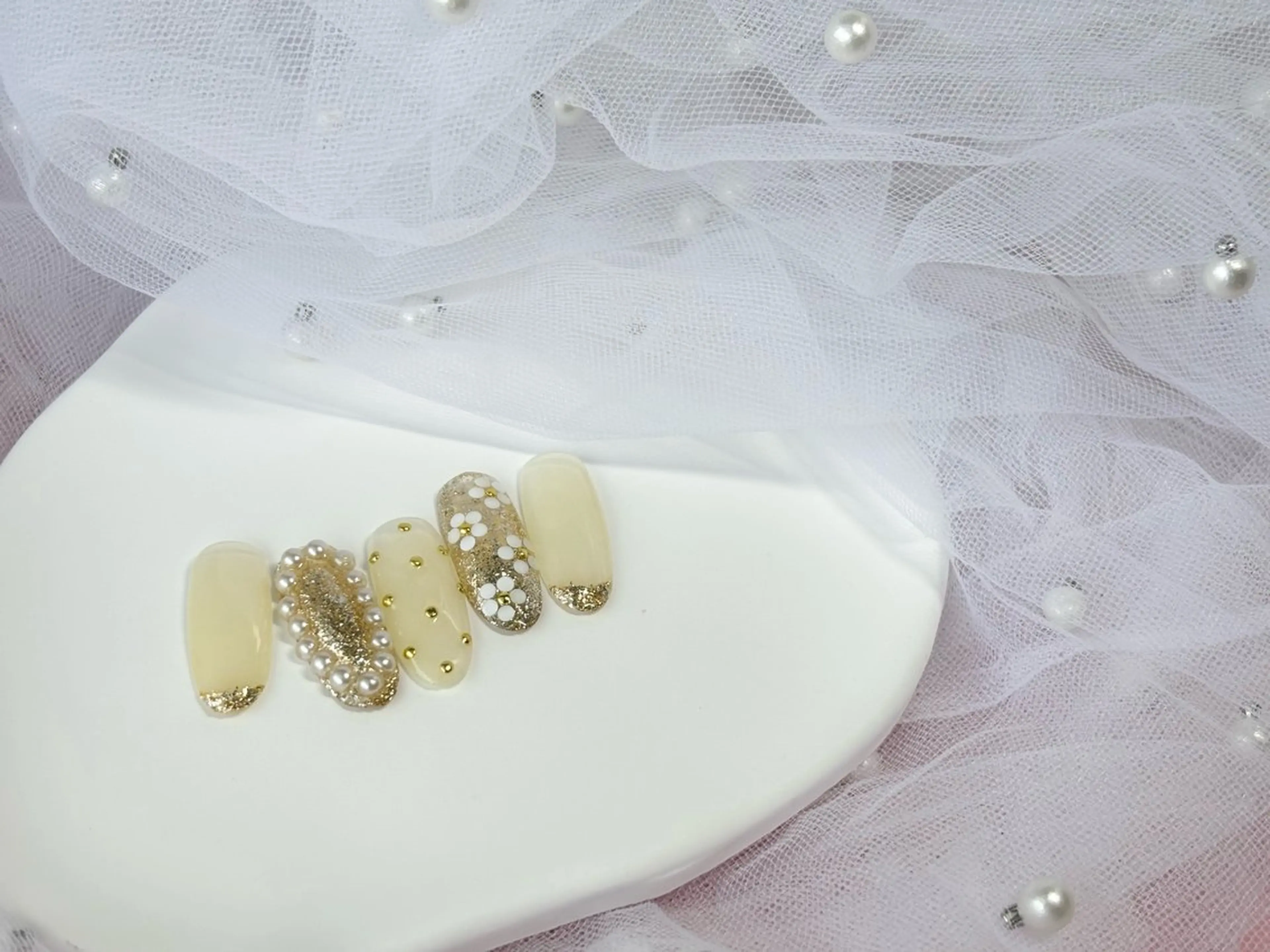 ネイル フラワーネイル Beautiful .A所属・BeautifulA 🌈🍭💜のネイルデザイン