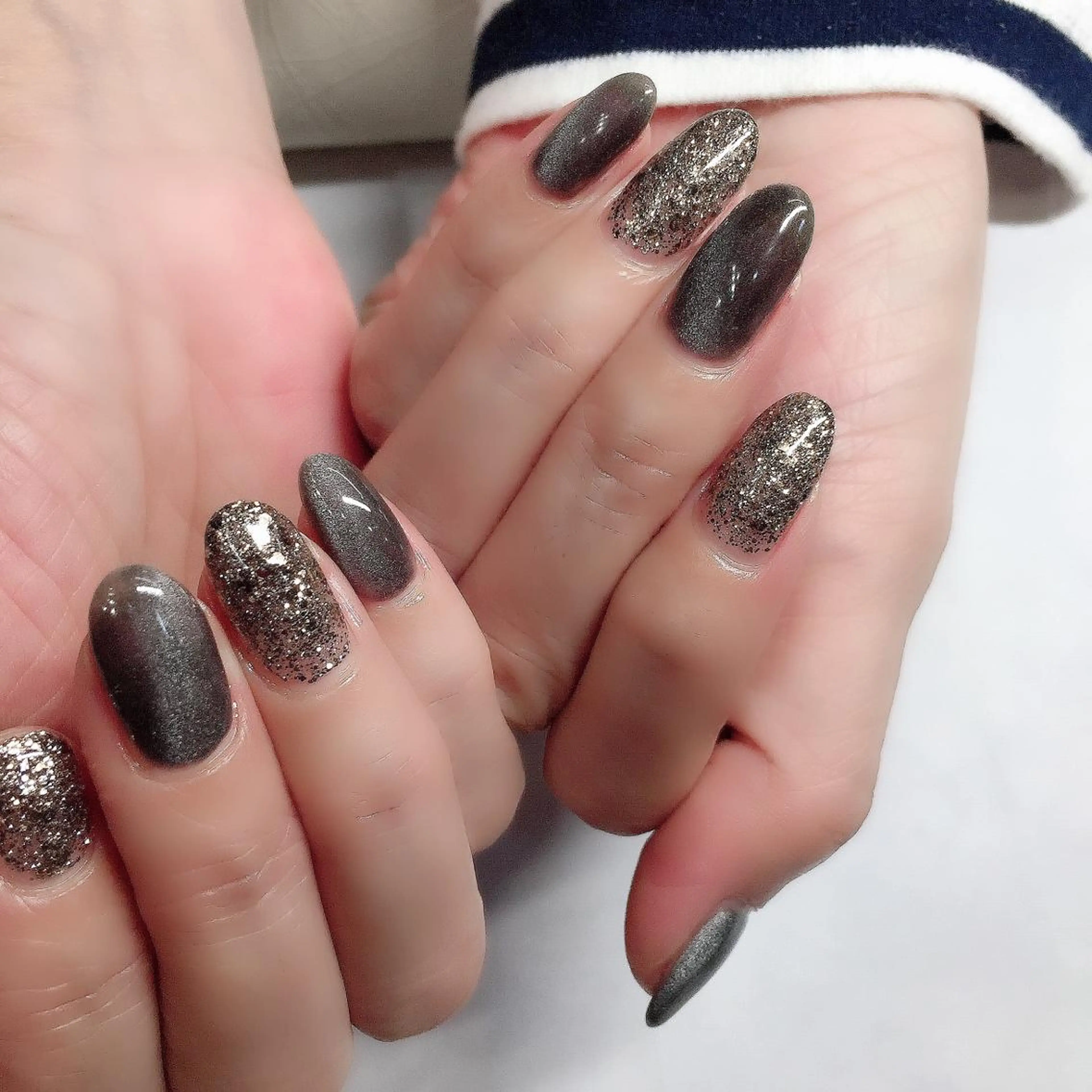 ネイル マグネットネイル ガールネイルサロン所属・ガール ネイルサロンのネイルデザイン