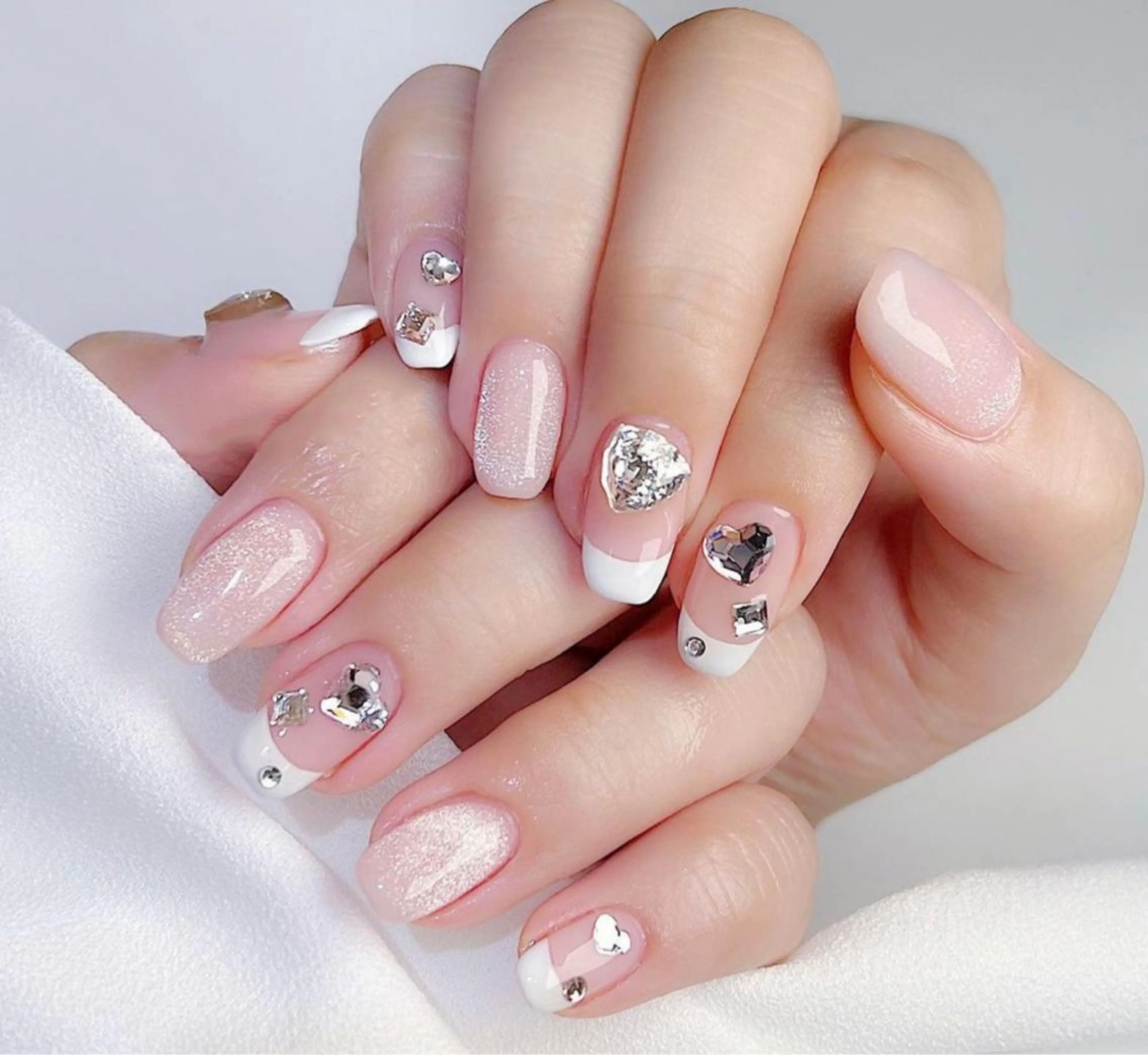 ネイル Maggie Nail🦩のネイルデザイン