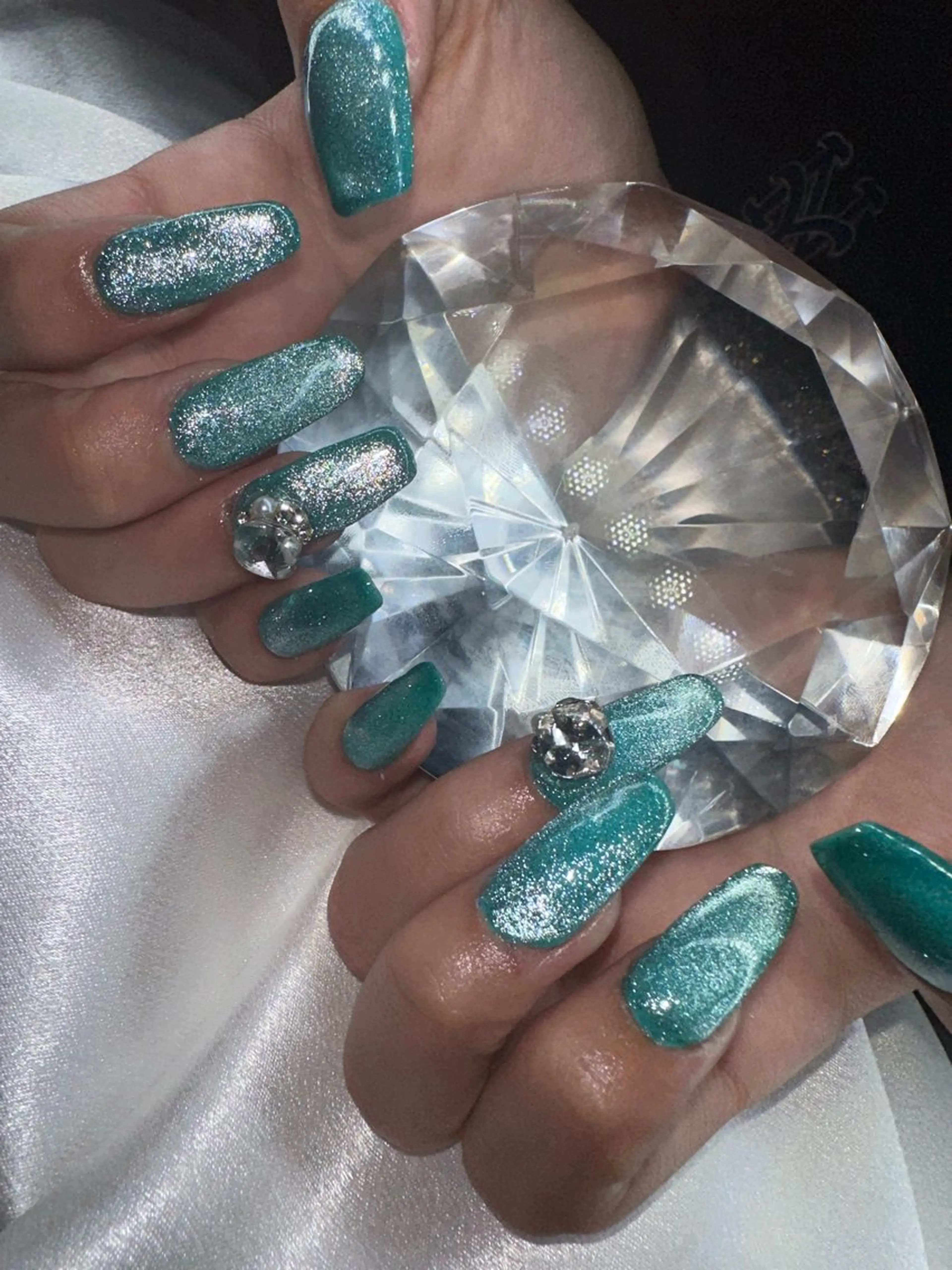 ミディアム ハンドネイル YOKOSUKA🧸 NAIL🌿🫧💛のネイルデザイン