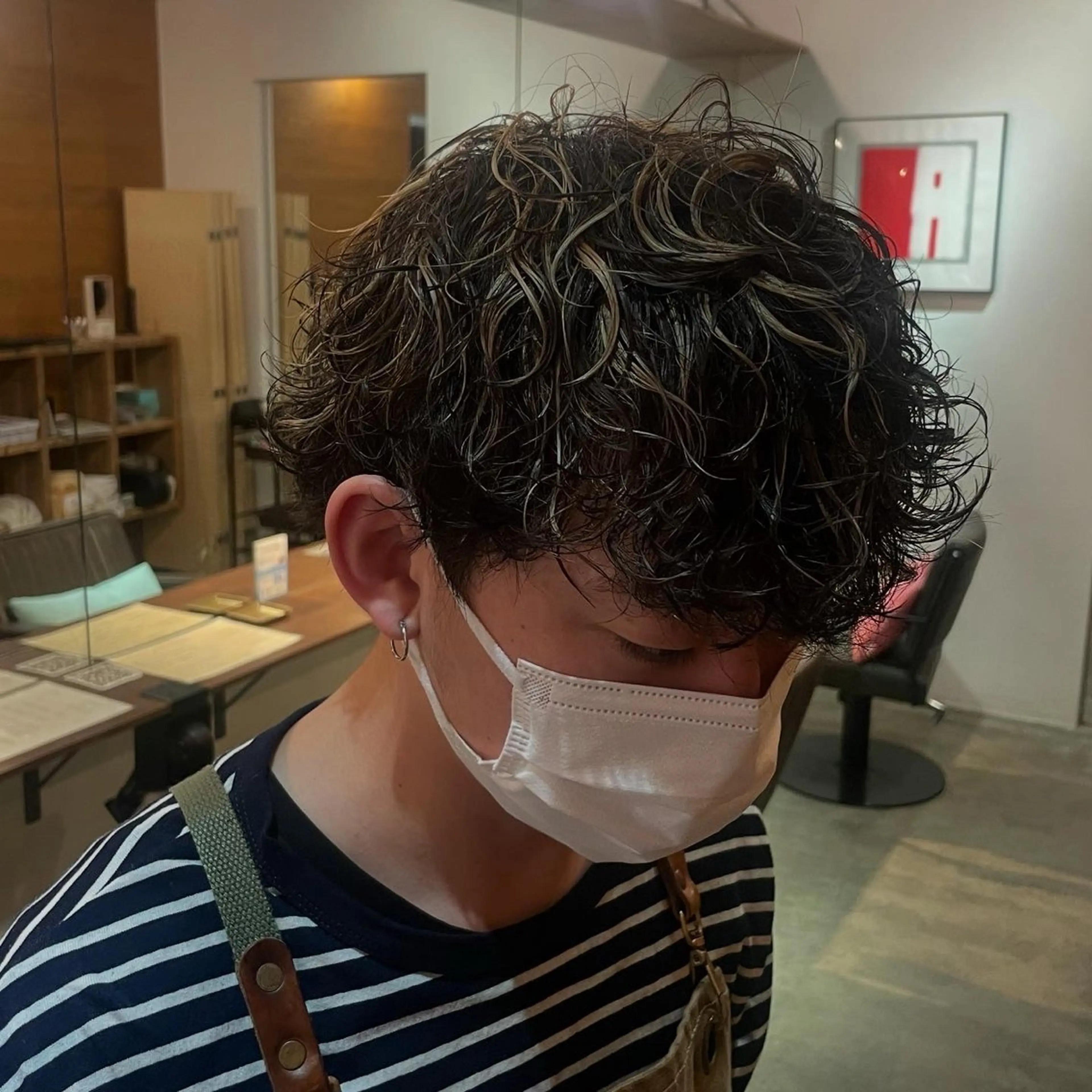 パーマ メンズ 桑田 真奈のヘアスタイル