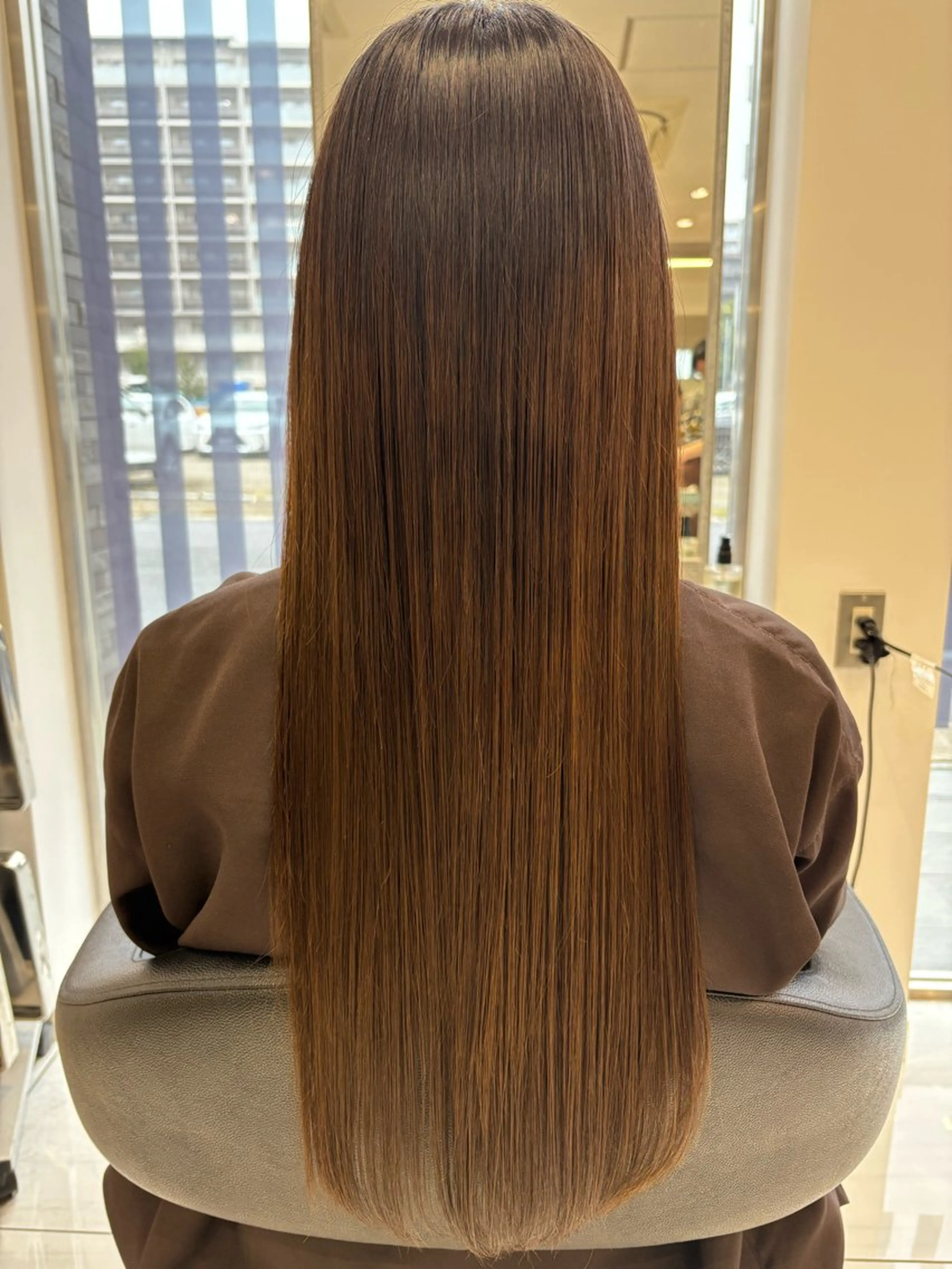 ロング EARTH miuのヘアスタイル