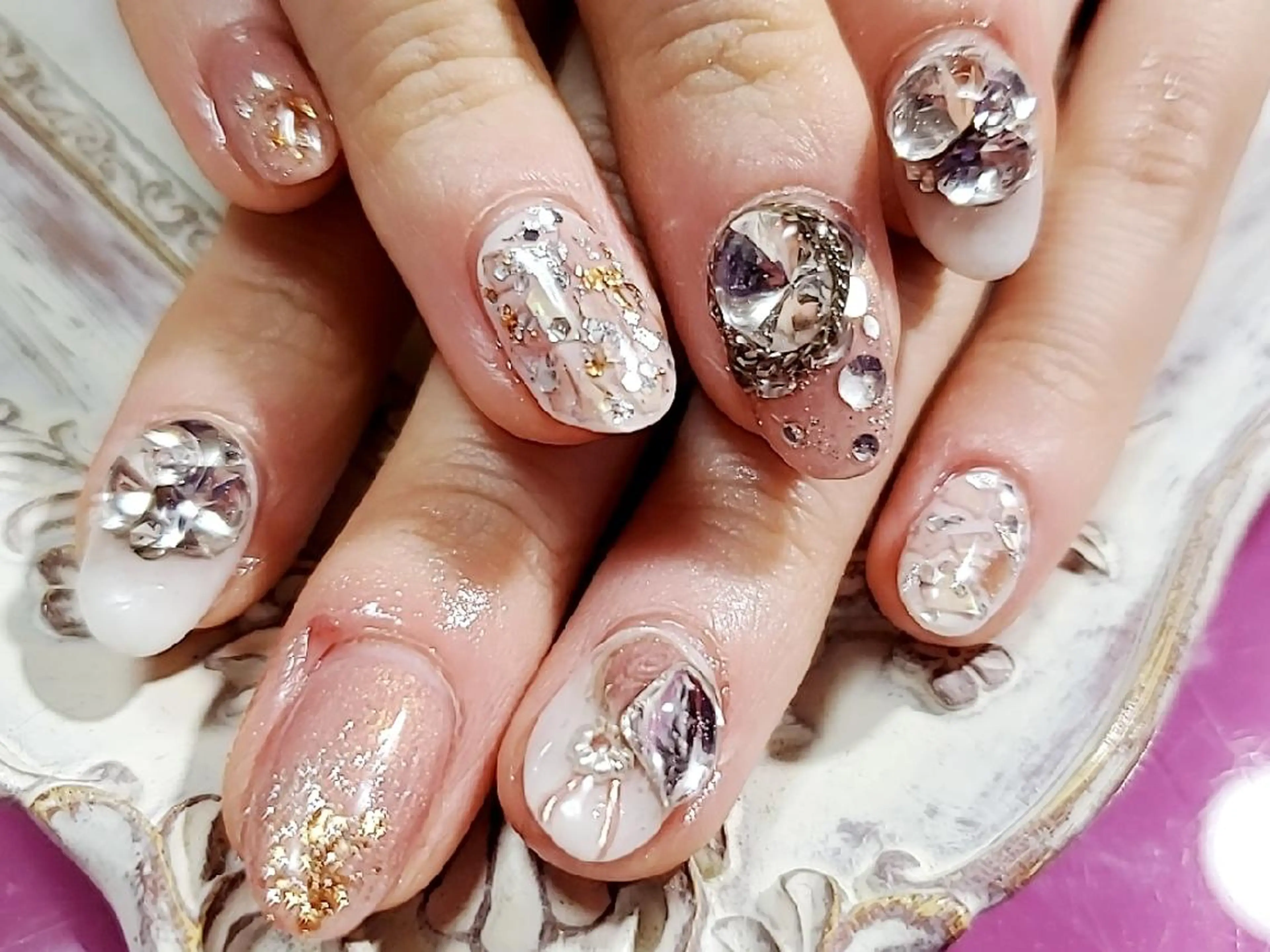 ミディアム ネイル ハンドネイル mamo nailのネイルデザイン