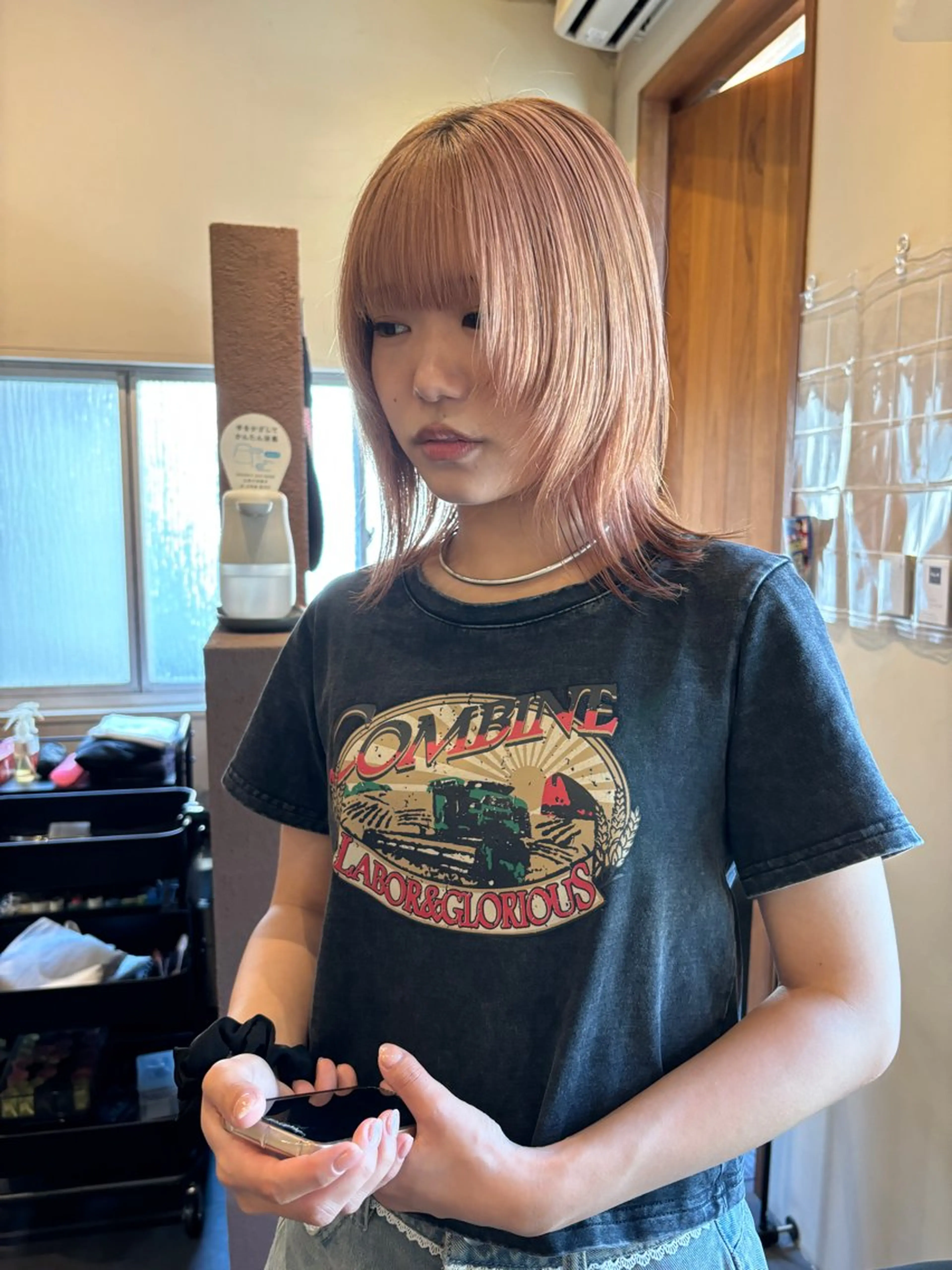 ミディアム カラー 顔まわりレイヤー レイヤーカット Chiho / 梅田 / ボブ/ パーマのヘアスタイル