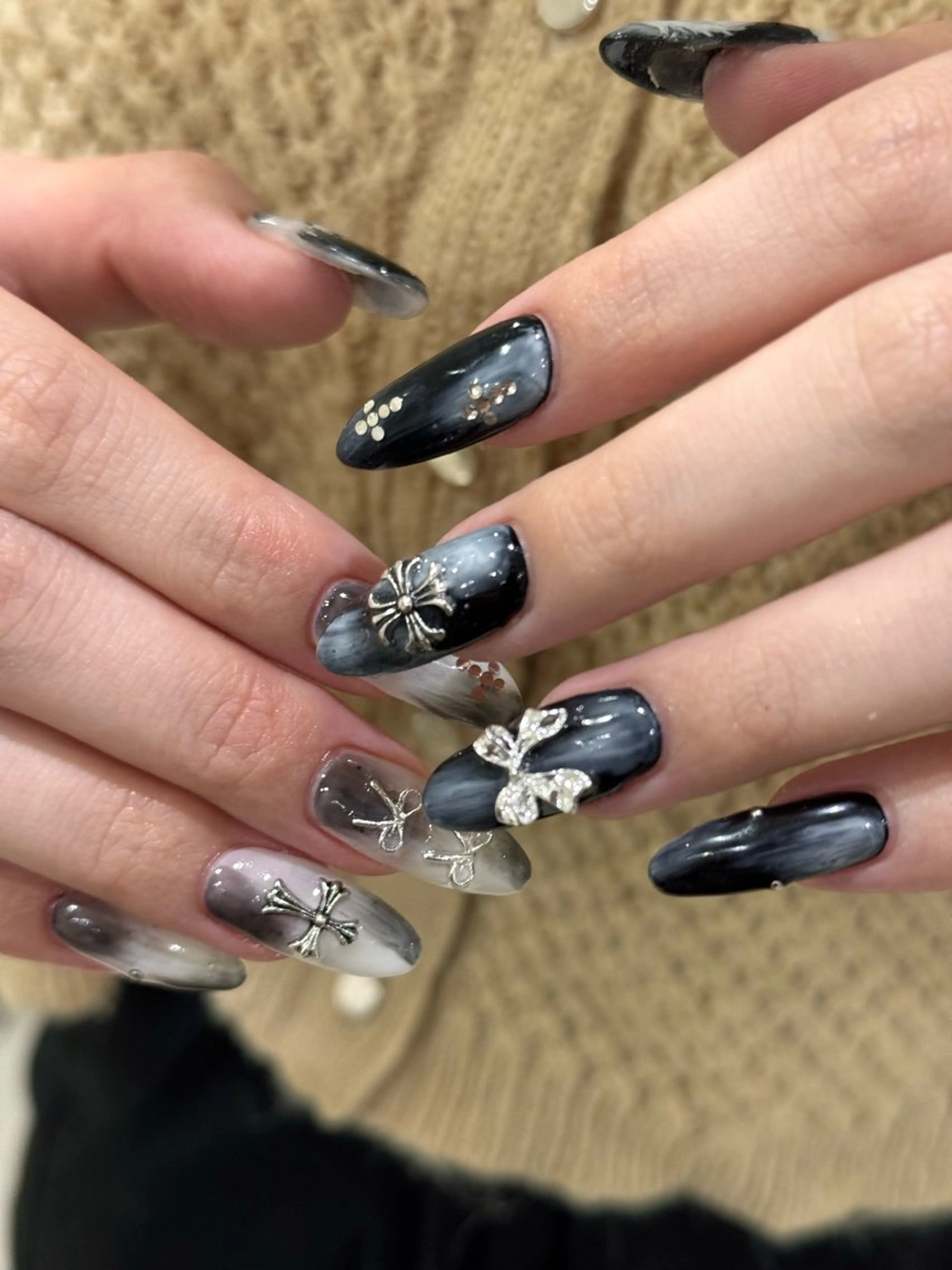 ネイル Merci𖤐´ 長谷川のマツエク・マツパデザイン