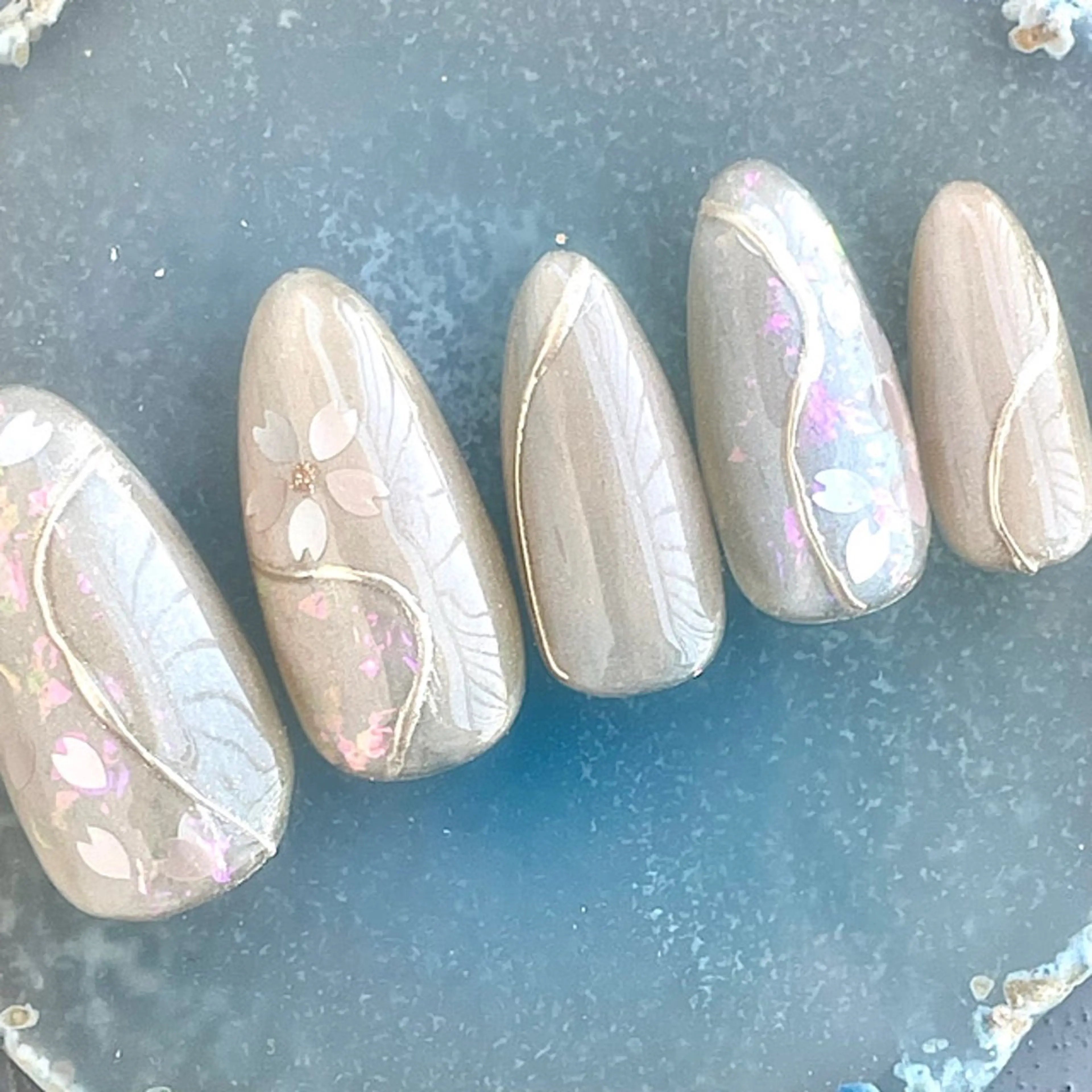 ネイル 桜ネイル マグネットネイル オフィスネイル koto nails所属・koto nailsのネイルデザイン