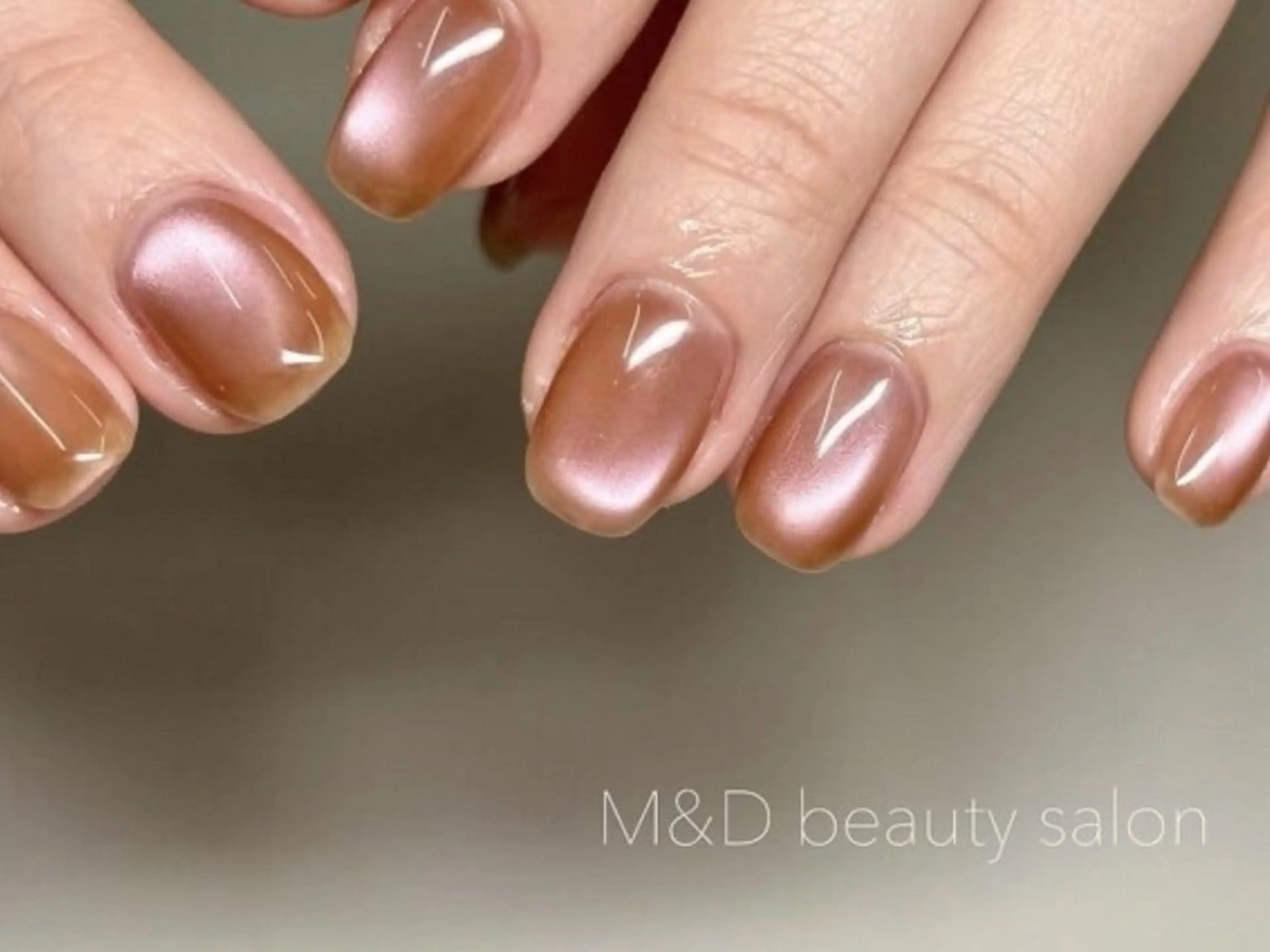 【オフなし】ご新規・1か月以内オフ無料♪マグネットネイル100色以上ご用意◎お爪に優しいジェル使用♪パラジェル変更無料◎の写真