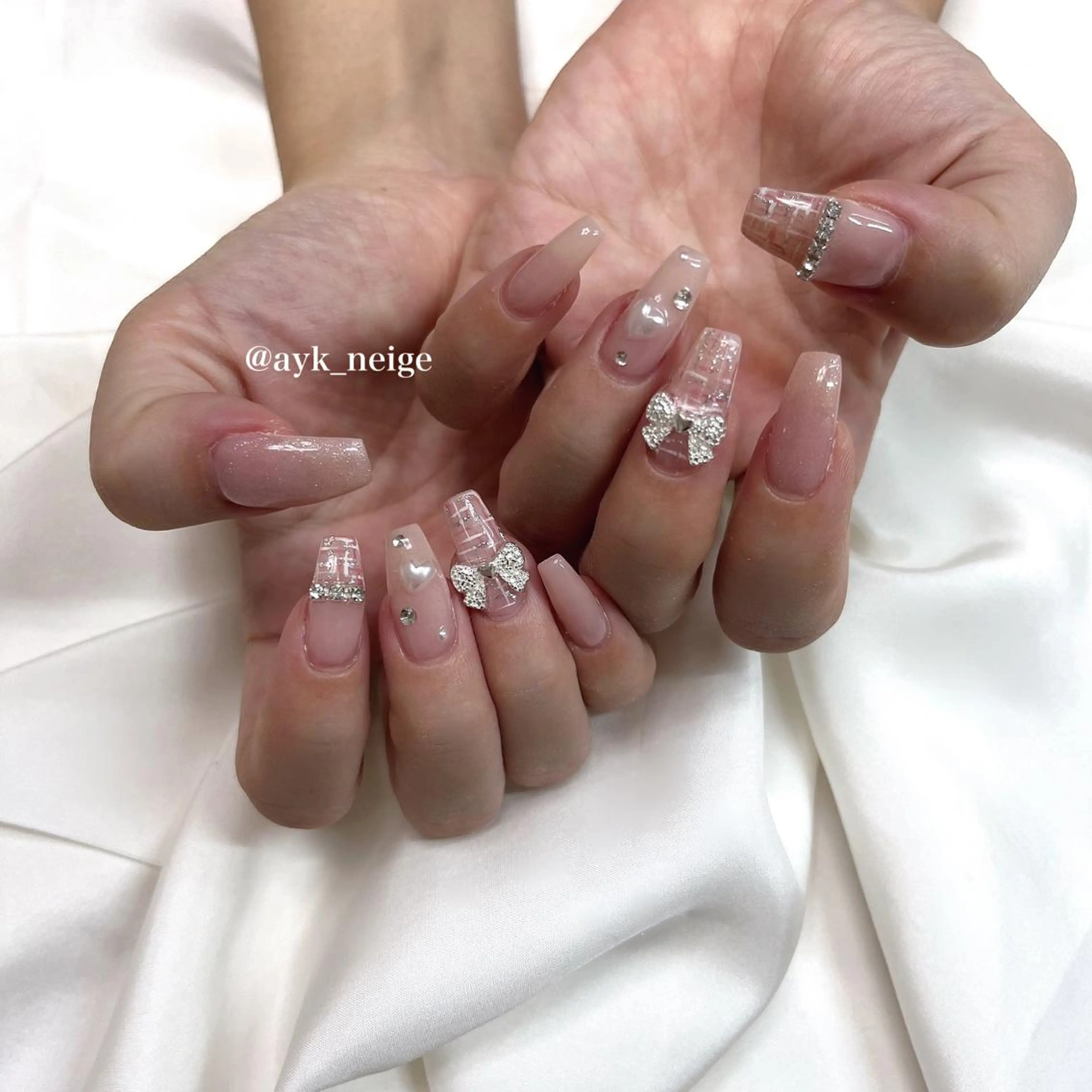 ネイル チークネイル フットネイル フレンチネイル ガラスフレンチ グラデーション n'eige nail所属・大谷 綾香のネイルデザイン
