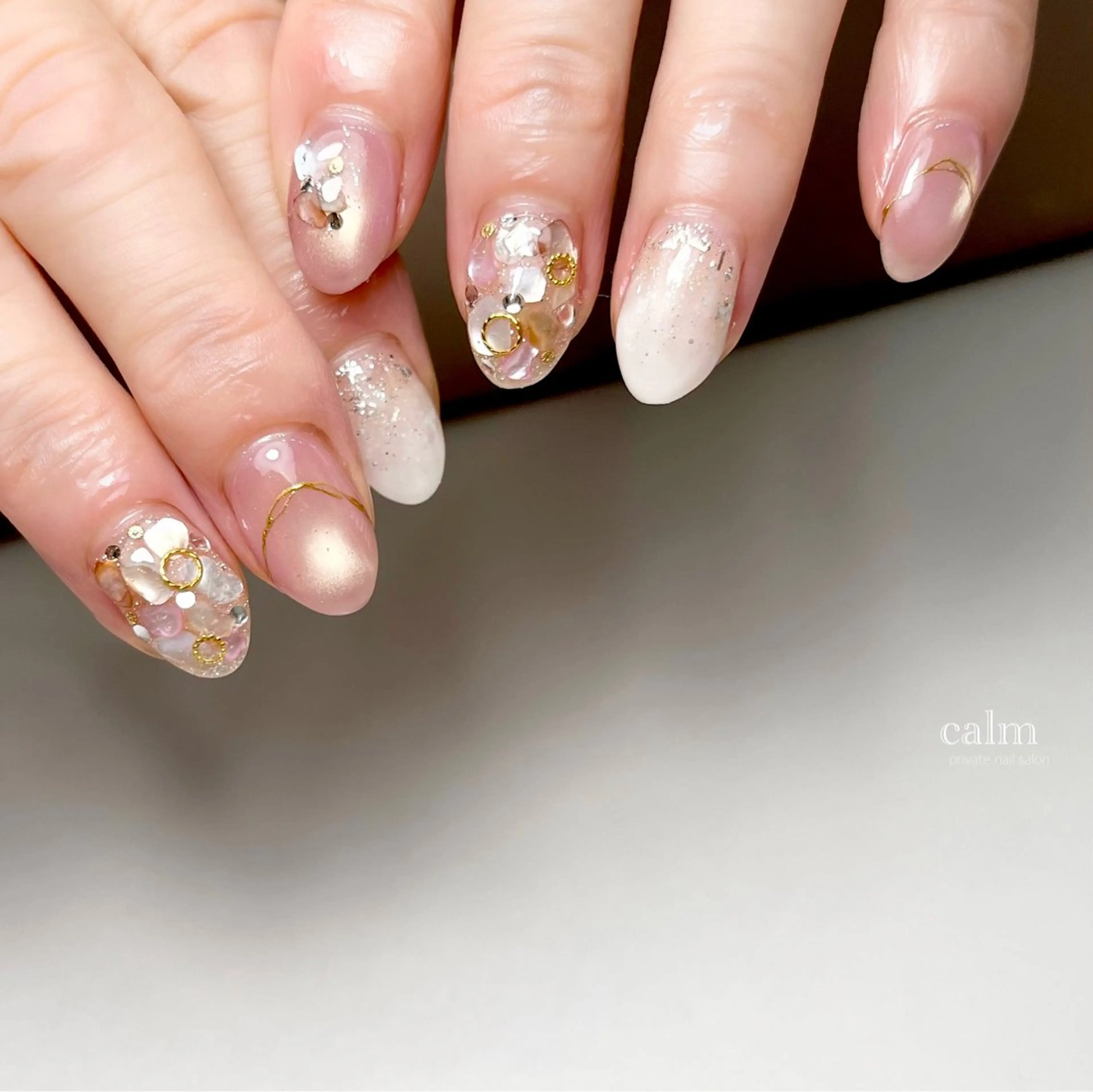 ネイル ハンドネイル calm 〔ｶｰﾑ〕のネイルデザイン