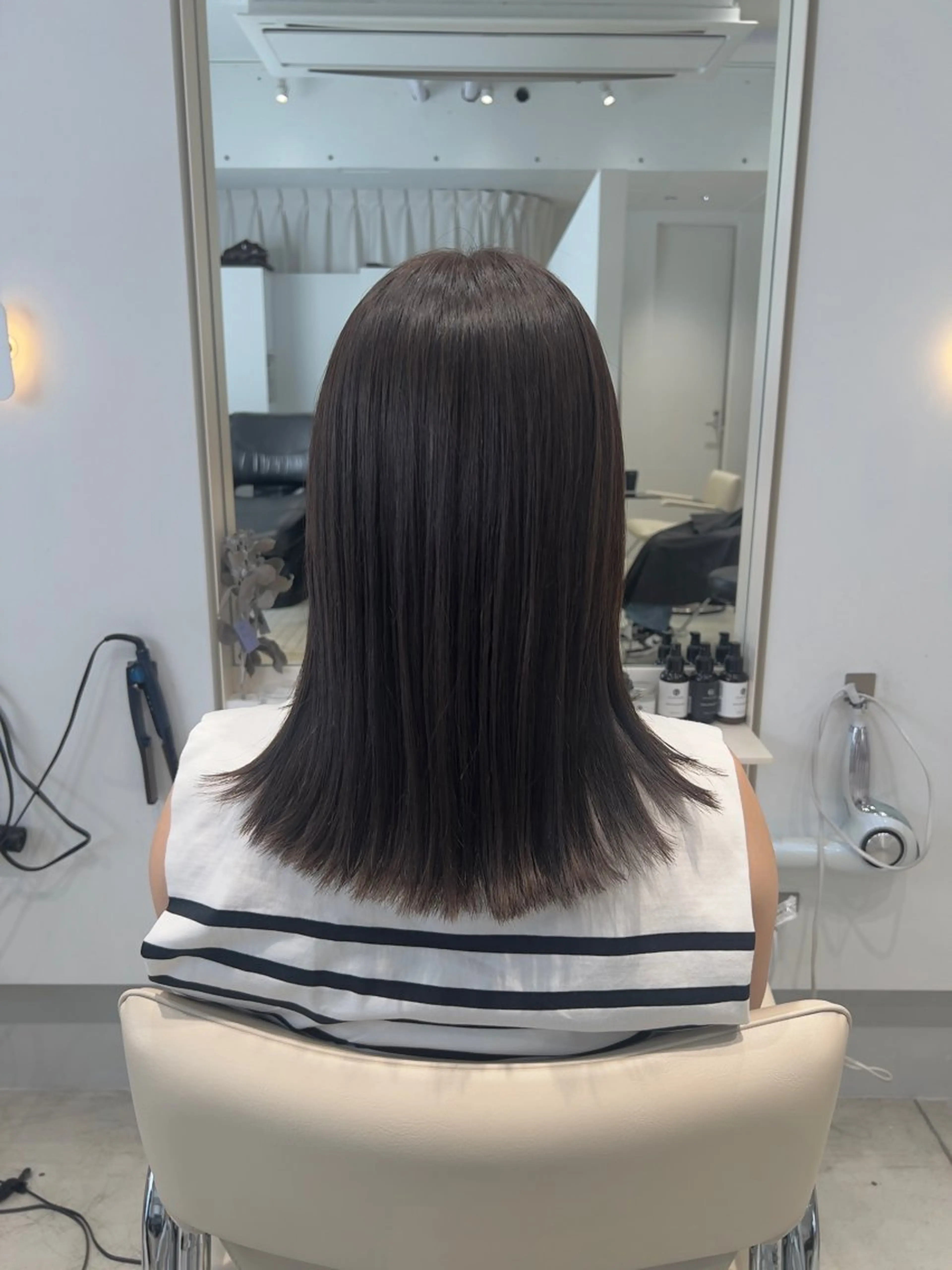 ロング カラー パーマ 透明感カラー グレージュ 縮毛矯正 縮毛矯正 トリートメント ヘッドスパ ヘアセット くすみカラー/メンズ ‎/縮毛/川添桃花‎のヘアスタイル