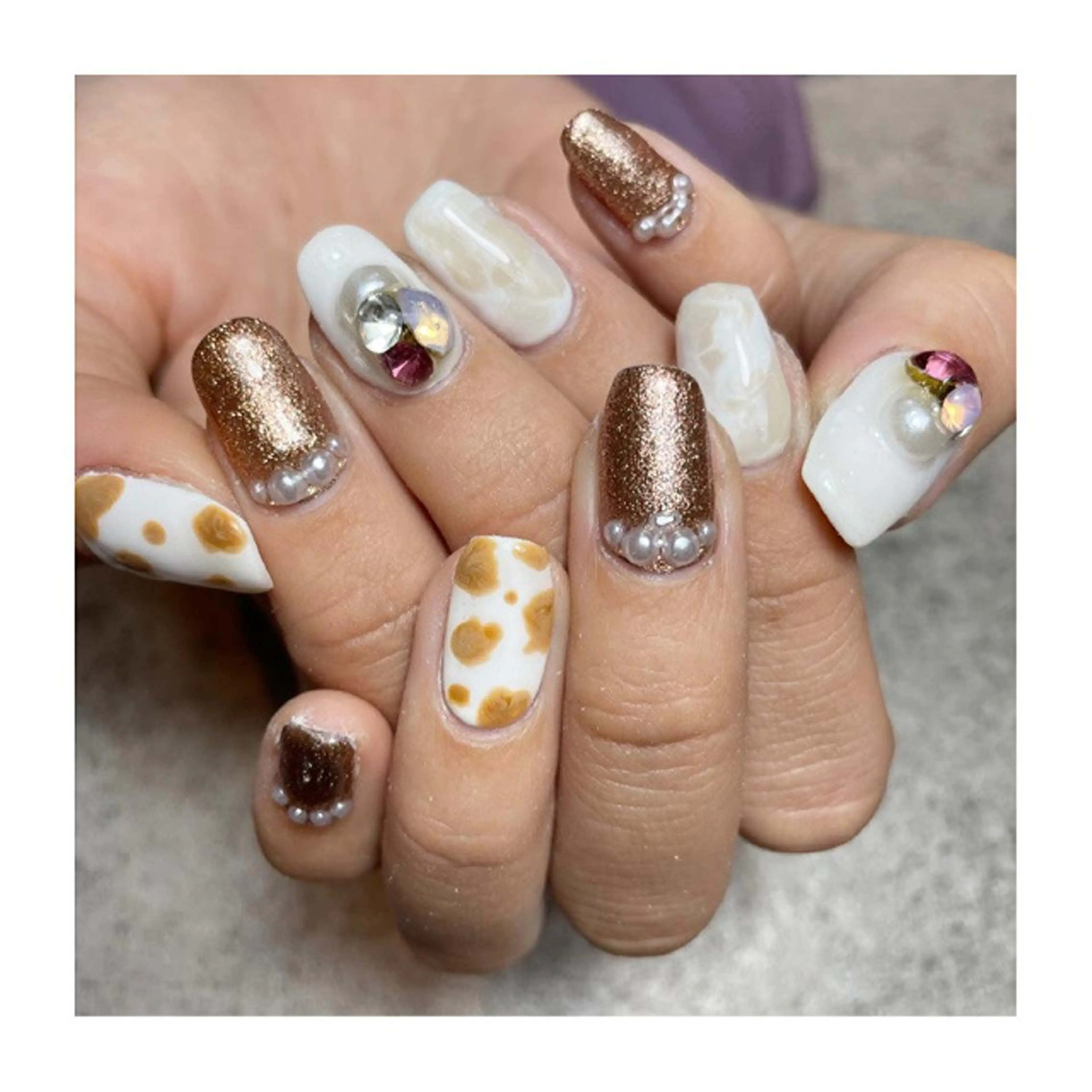 ネイル 駒月 明日香の眉毛・アイブロウイメージ