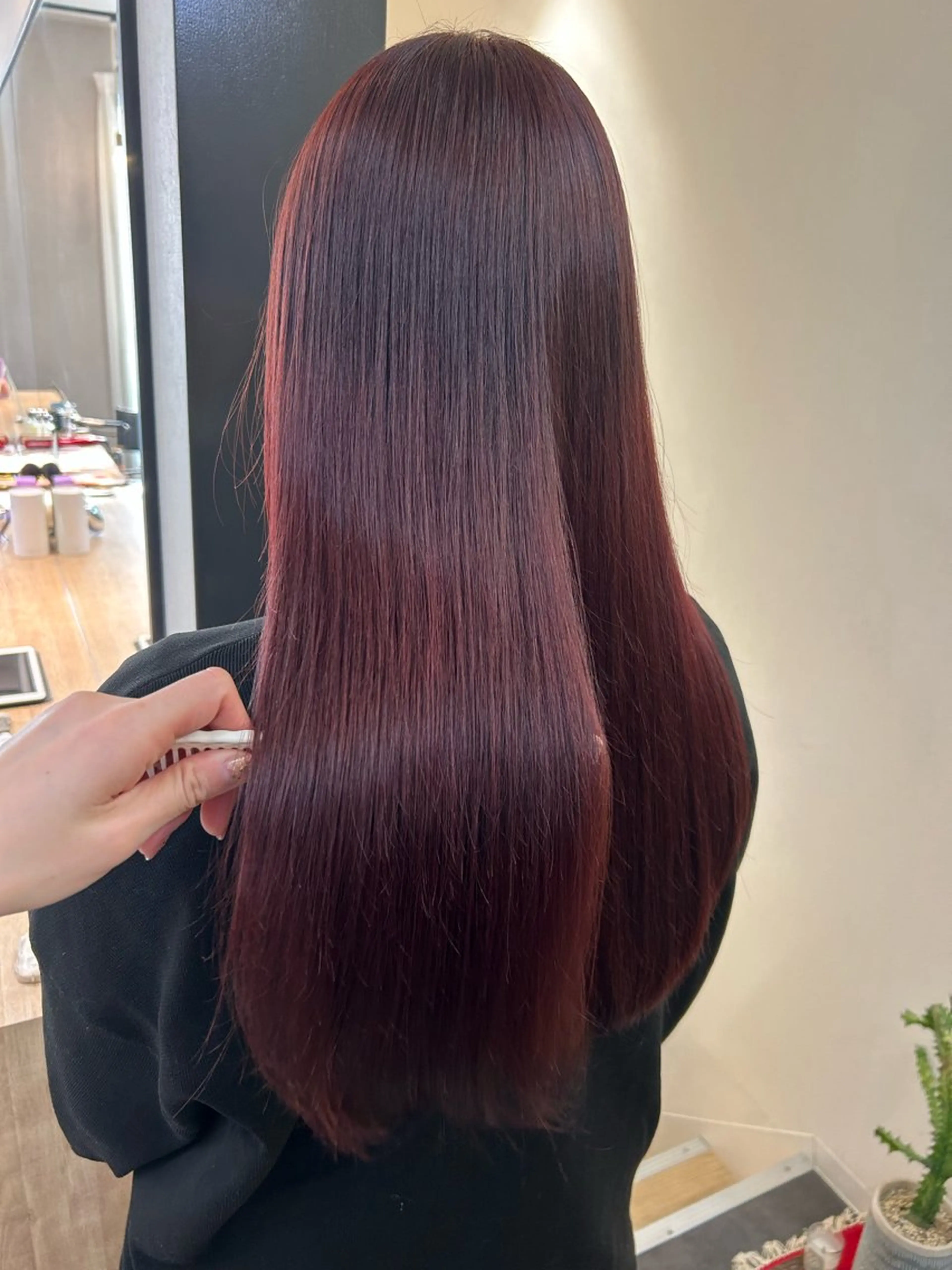 ロング カラー ブリーチ ダブルカラー ブリーチなしカラー ピンクカラー レッドカラー カット ヘアカラー トリートメント hub hair レイヤー/透明感のヘアスタイル