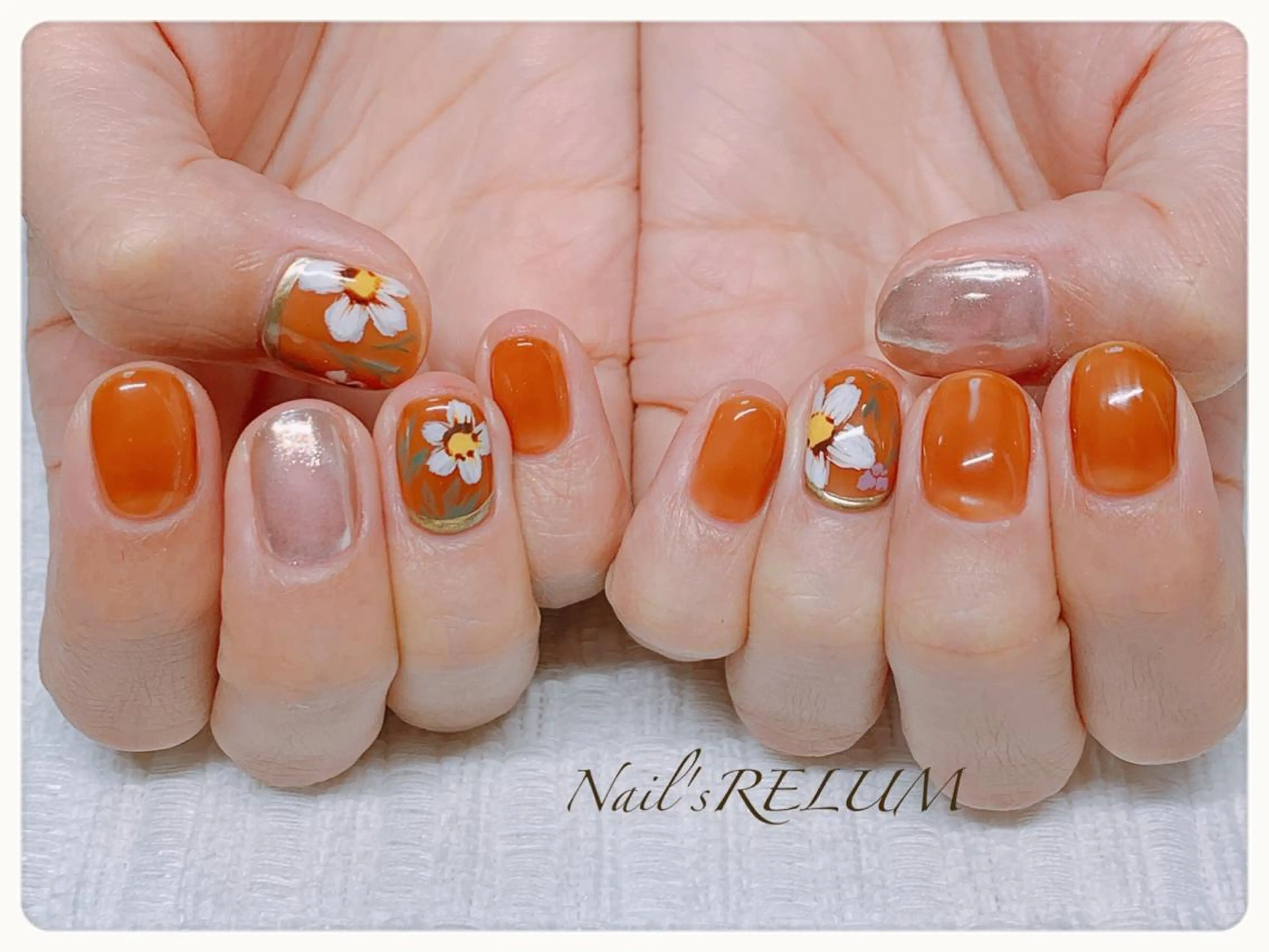 ネイル 持ち込み ハンドネイル THECOLORS所属・近貞 莉奈のネイルデザイン