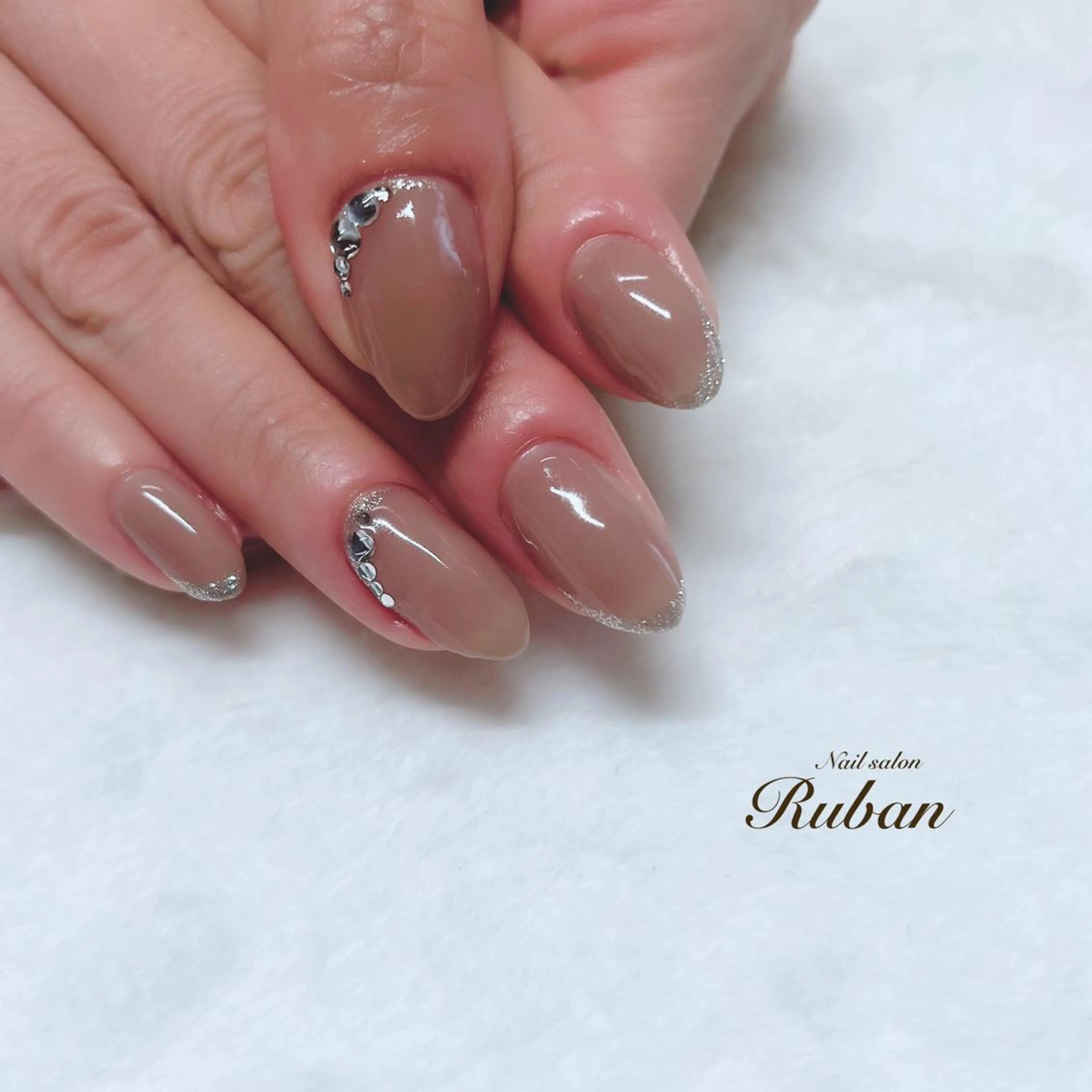 ネイル シンプルネイル ブライダルネイル Nail salon Ruban所属・Nail salon Rubanのネイルデザイン