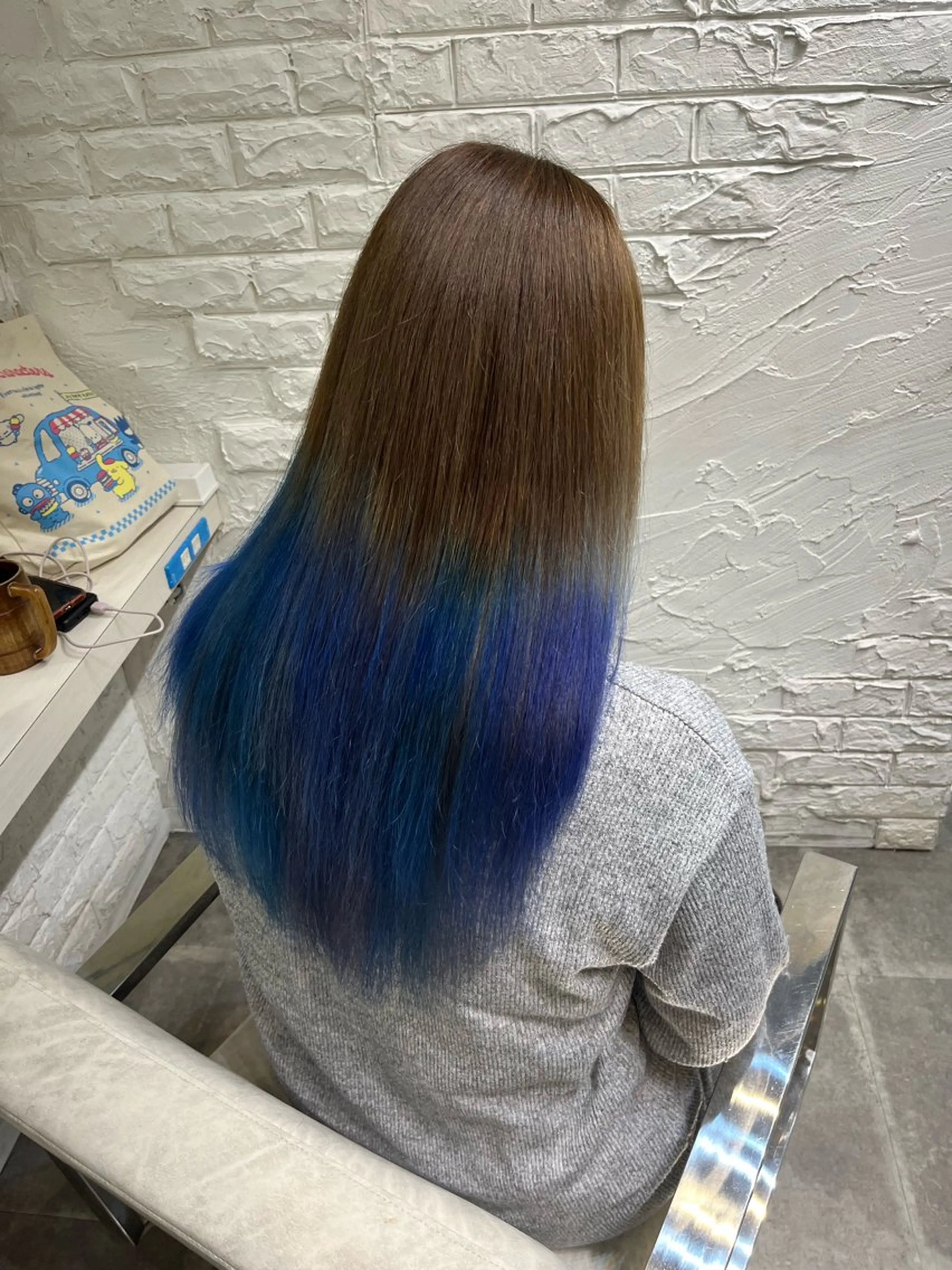 ロング カラー ヘアカラー uros.所属・🩵aiko / モデル募集中️🩵のヘアスタイル