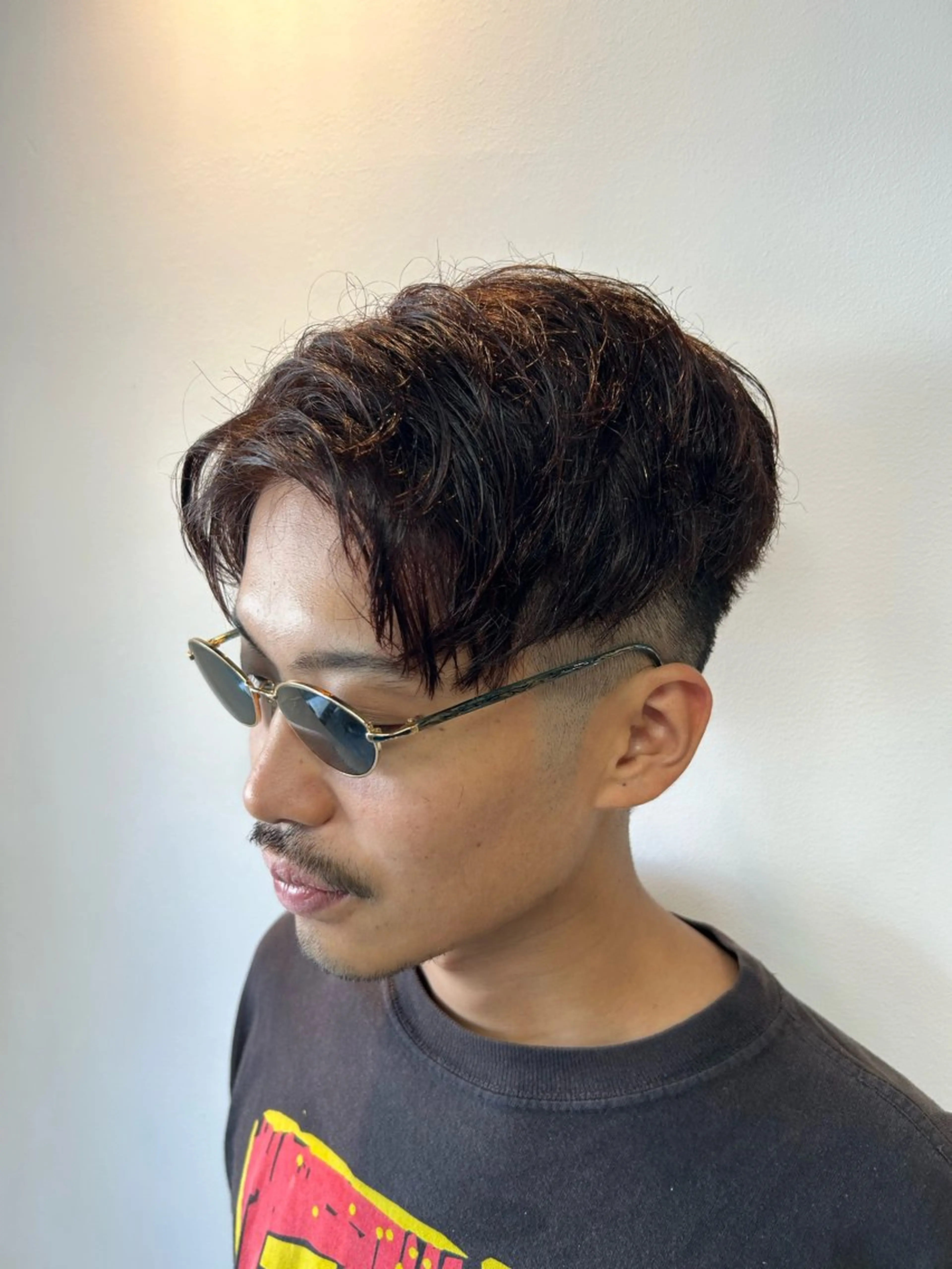 ショート カラー メンズ 相澤 拳のヘアスタイル