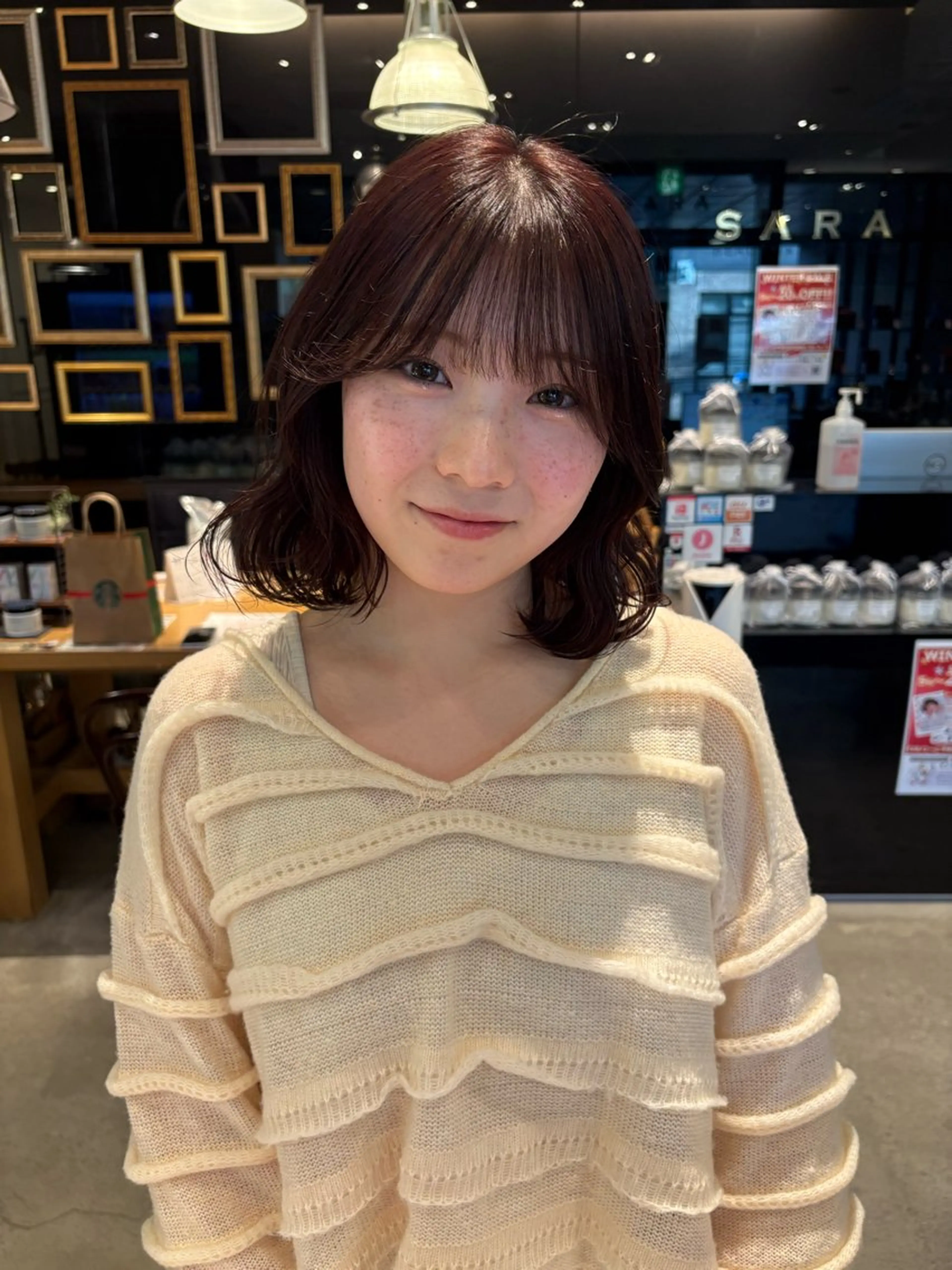 ミディアム ボブ 【SARA】 meiのヘアスタイル