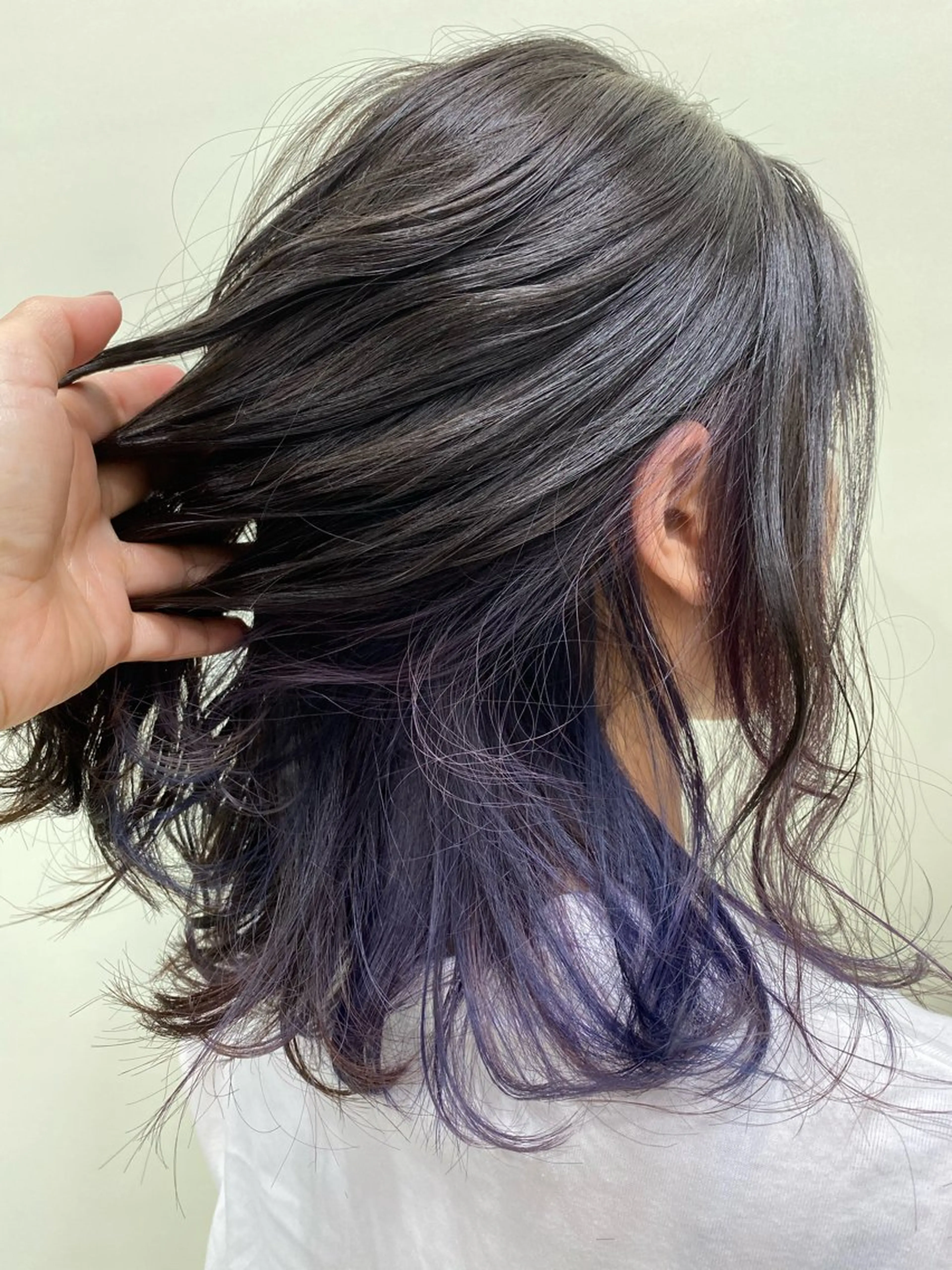 セミロング パープルカラー STELLA sannomiya所属・着付けアレンジ、スパ 定評あり◎タナカエミの眉毛・アイブロウイメージ