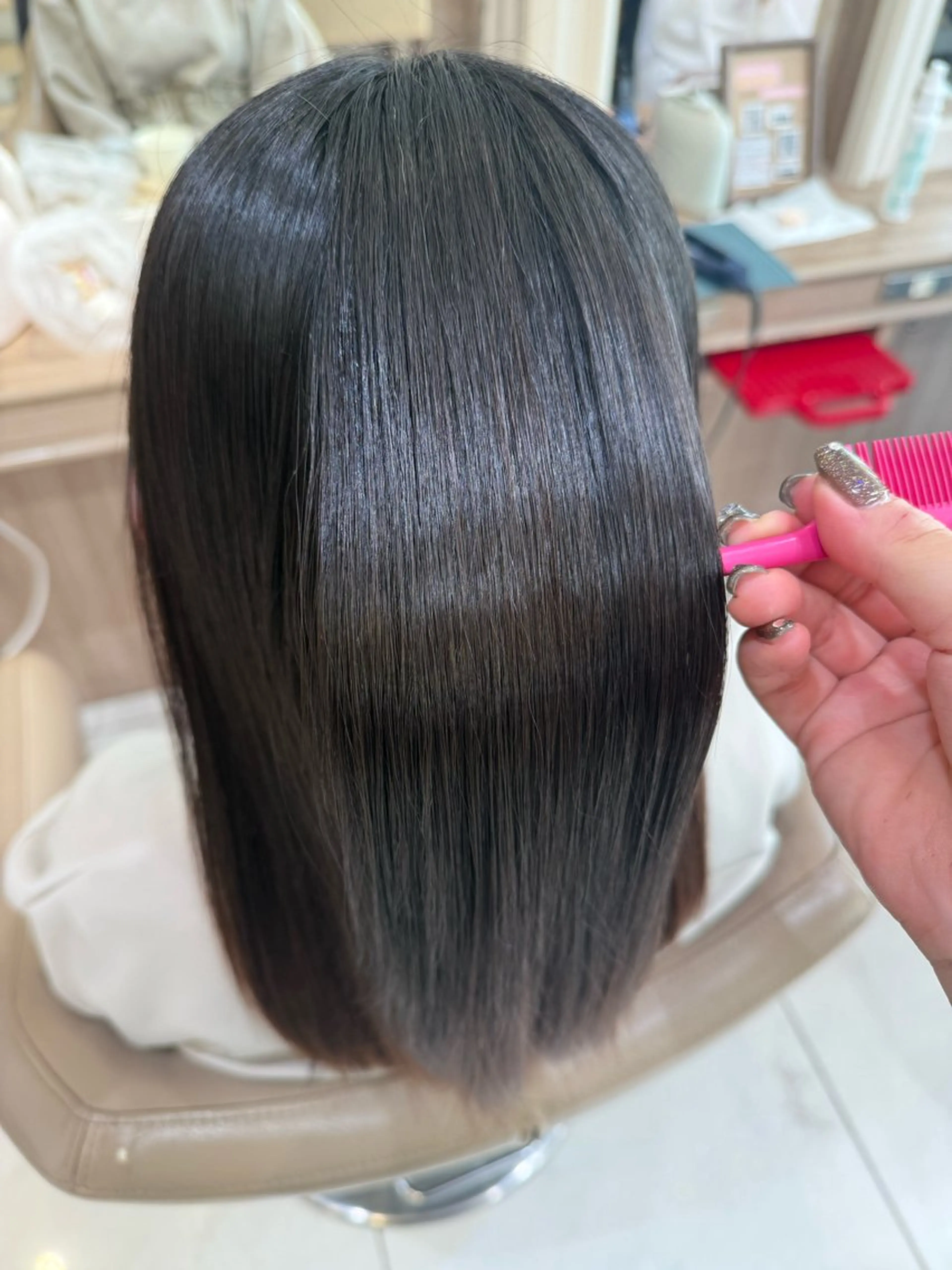 セミロング パーマ カット 縮毛矯正 トリートメント 韓国ヘアメイク🎀/ 縮毛矯正✨山本媛香のヘアスタイル