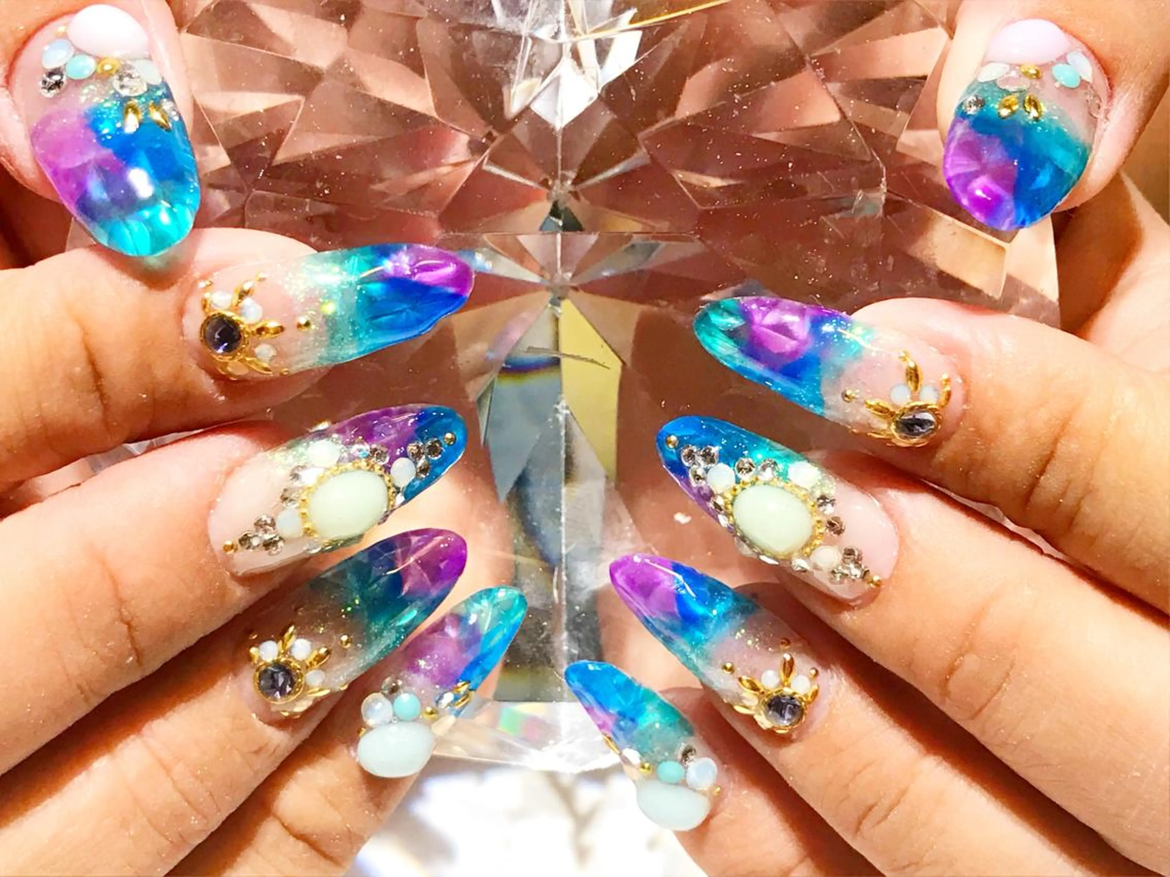 ネイル スカルプネイル ネイルチップ YUN 💅のネイルデザイン