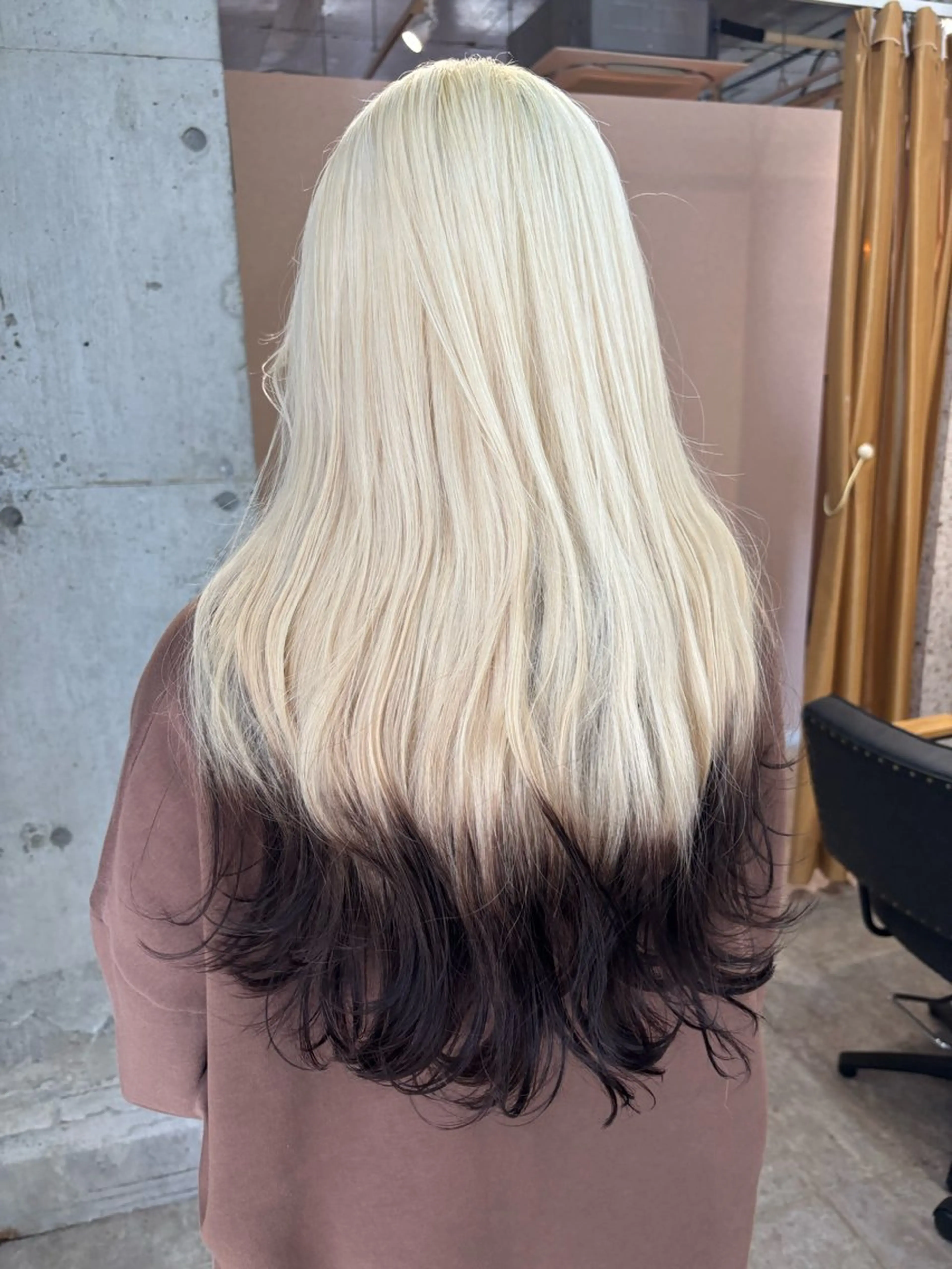 ロング カラー ブロンド ブラウンカラー ダークブラウン ヘアカラー lani hair salon所属・SHOTO ハイトー ン/デザインカラーのヘアスタイル